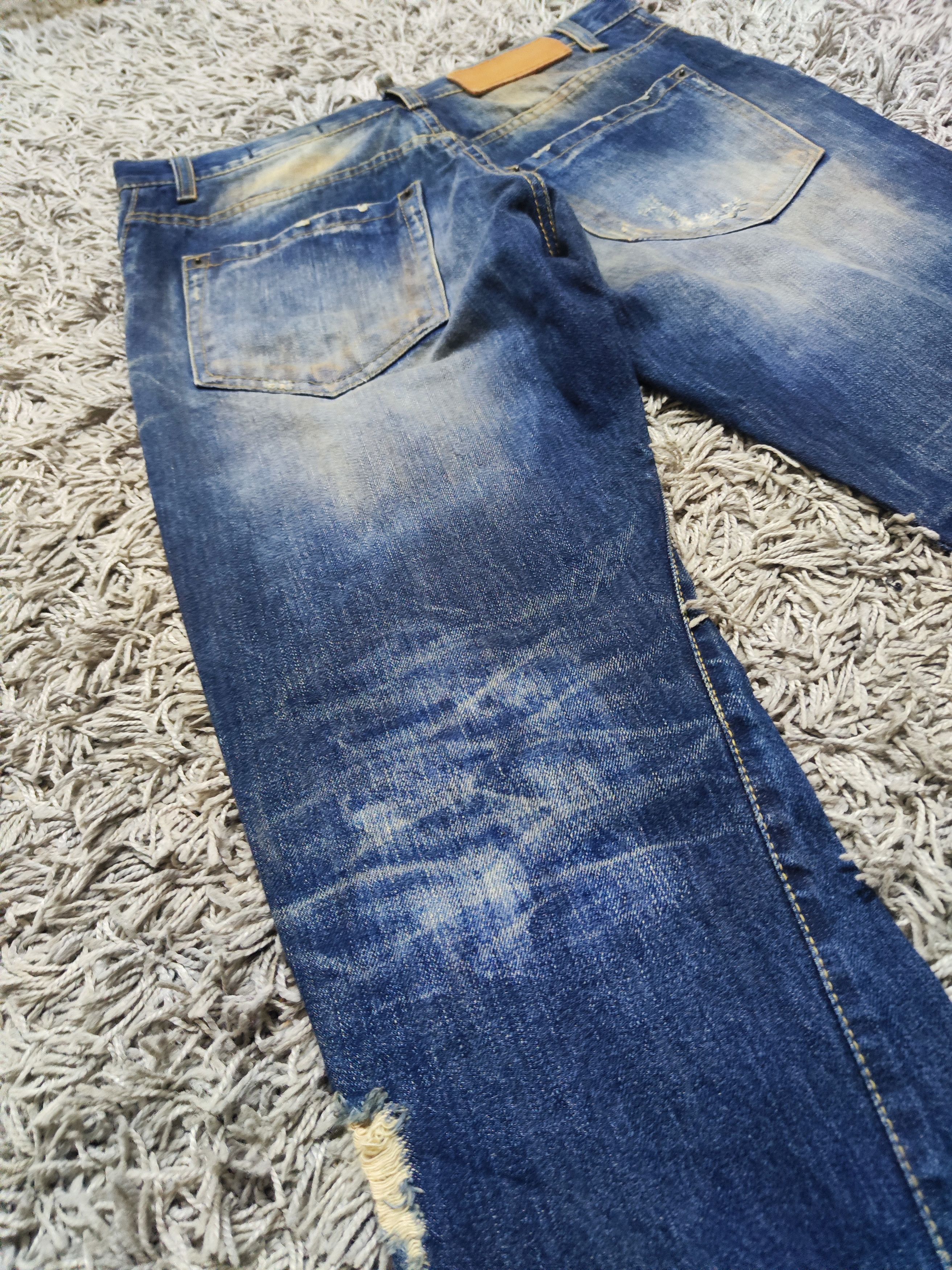 Hysteric Glamour × Japanese Brand × Vintage Twist Leg REGULAR STRAIGHT Ripped Paul Denim Size US 32 / EU 48 - 14 Thumbnail