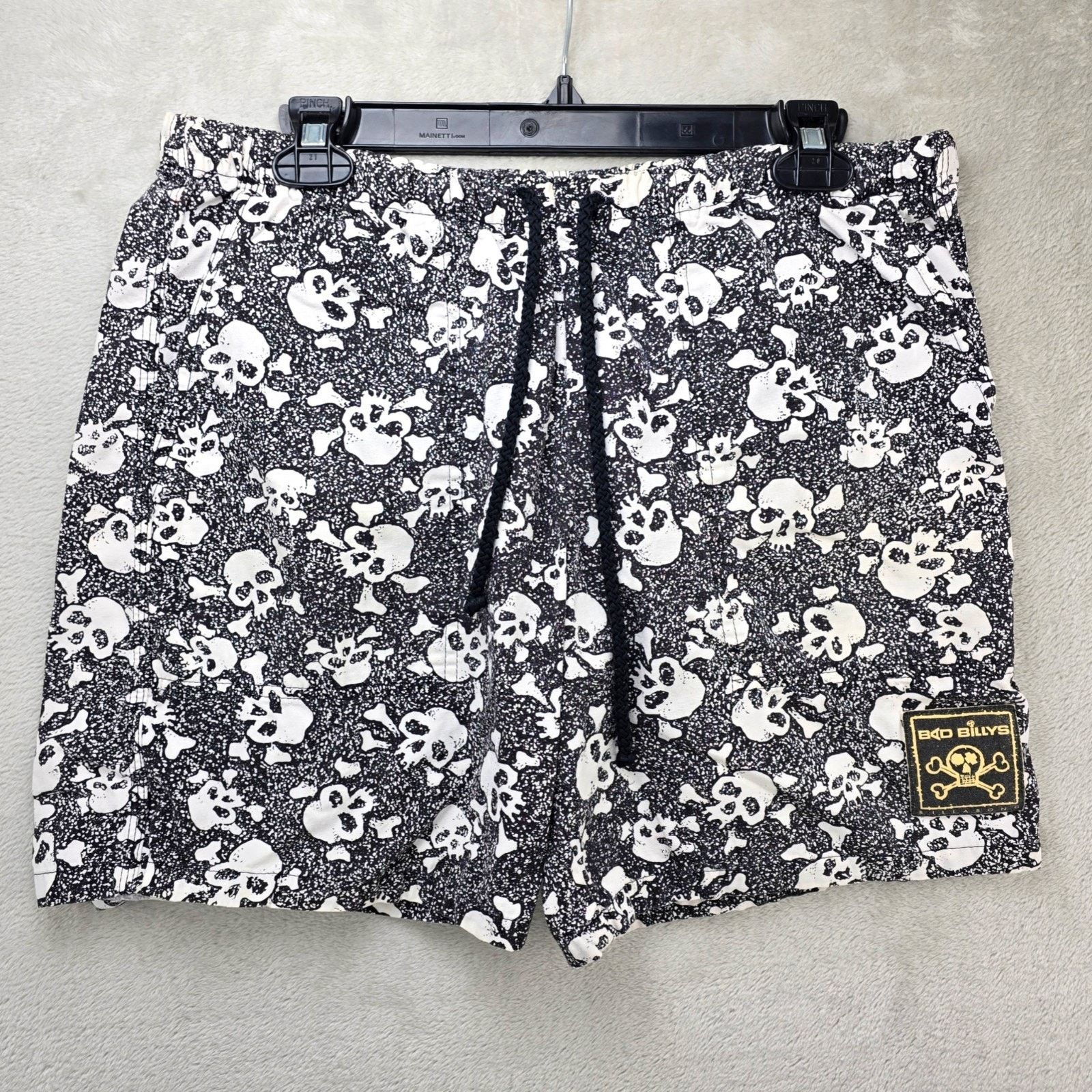 Billabong Vintage Billabong Bad Billys Shorts Mens 34 Skull Crossbones Size US 34 / EU 50 - 1 Thumbnail