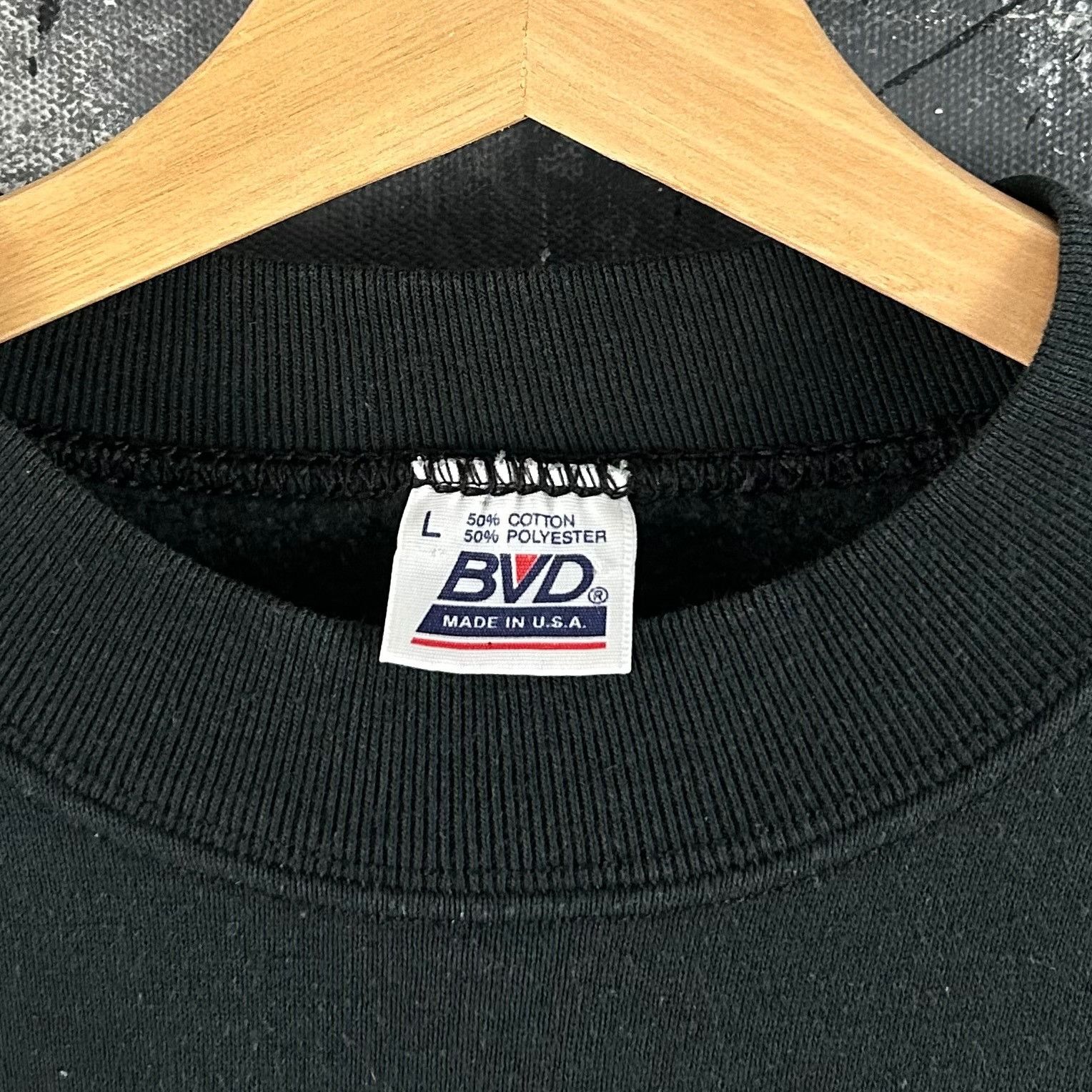 Vintage Vintage 90’s BVD blank black sweatshirt Size US L / EU 52-54 / 3 - 3 Thumbnail