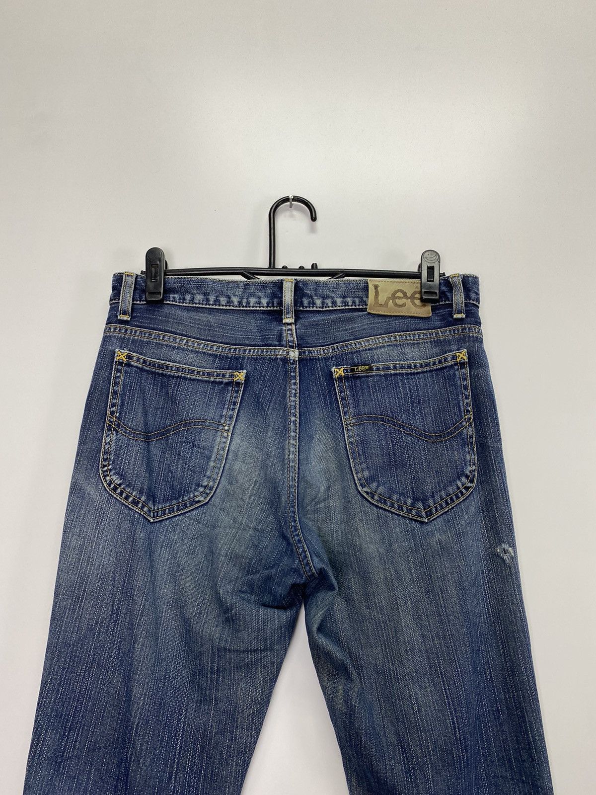 Lee × Vintage Vintage Lee distressed jeans Size US 32 / EU 48 - 10 Thumbnail