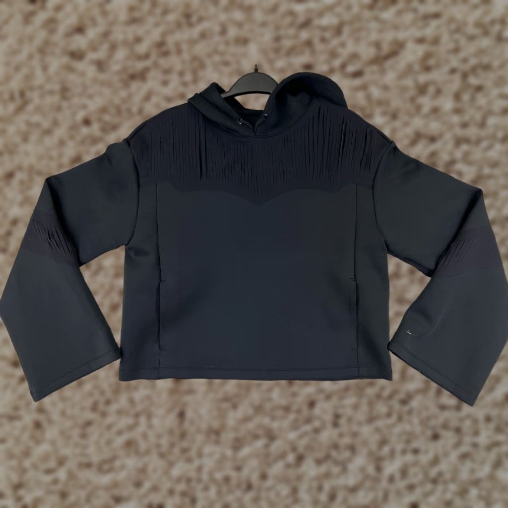 Nike Nike Sweater Women Small Black Pullover Hooded Crew Neck Tassels Logo Christmas-Esque? Size S / US 4 / IT 40 - 1 Thumbnail