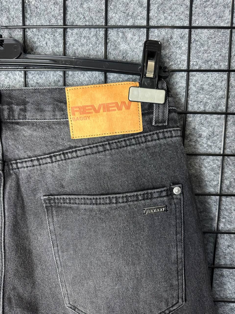 Review Review baggy denim jeans chorme hearts style size 31 Size US 31 - 8 Thumbnail