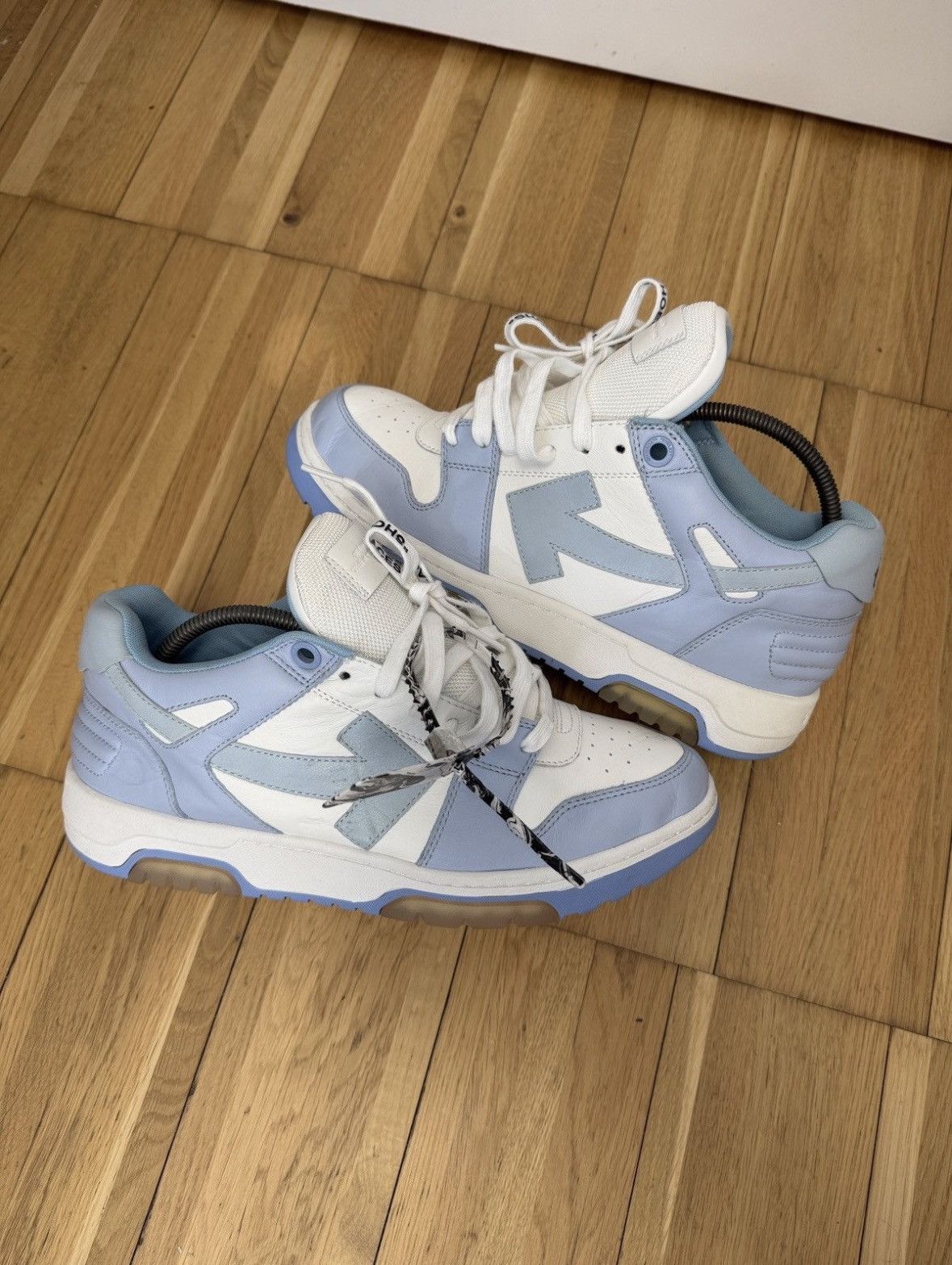 Off-White Off White Out of Office Low 'Light Blue' | SOLID CONDITION Size US 10.5 / EU 43-44 - 1 Thumbnail