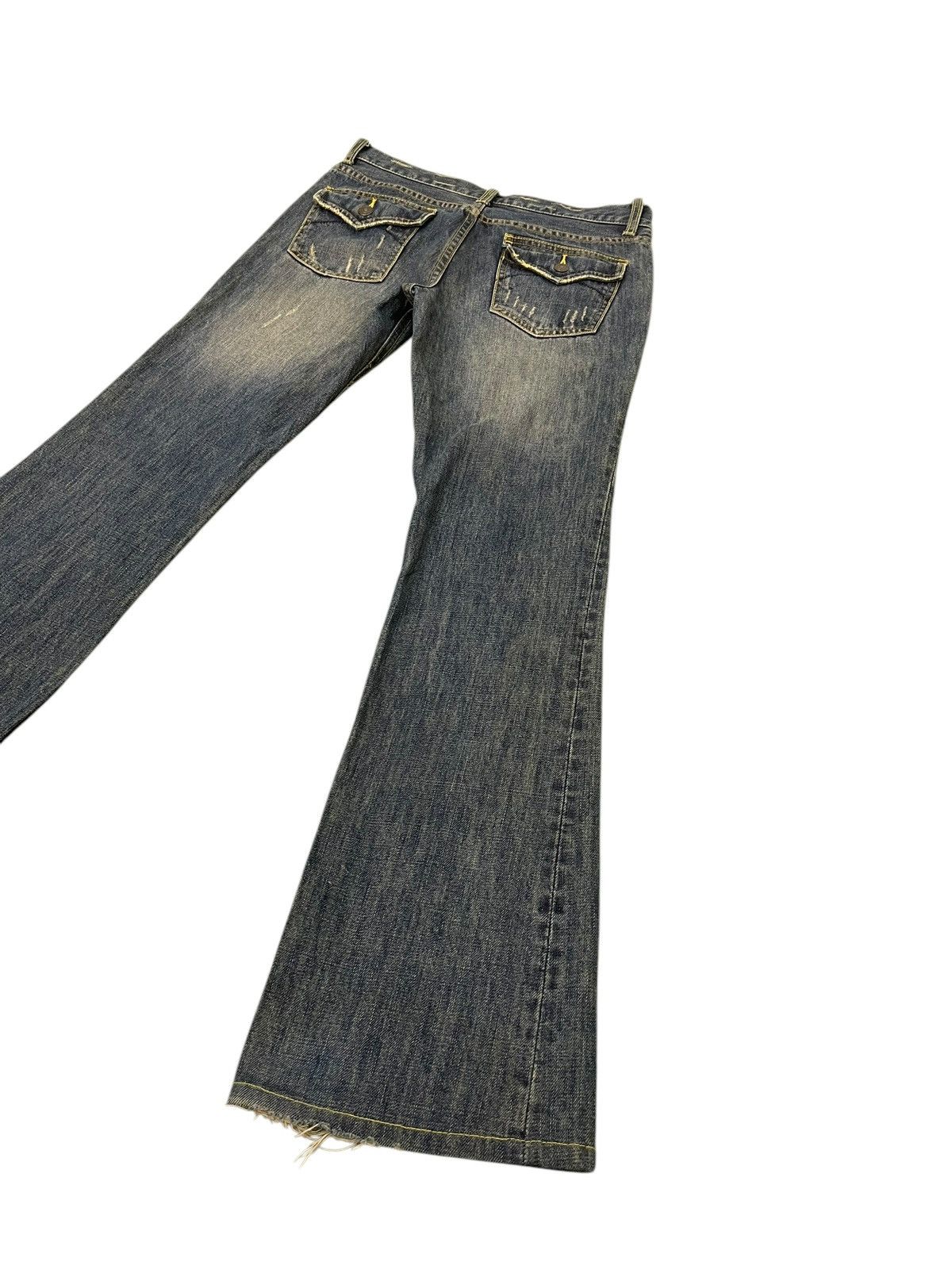 Japanese Brand Flare Jeans Honeysuckle Rose Faded Distress Boot Cut 7🟦 Size US 29 - 13 Thumbnail