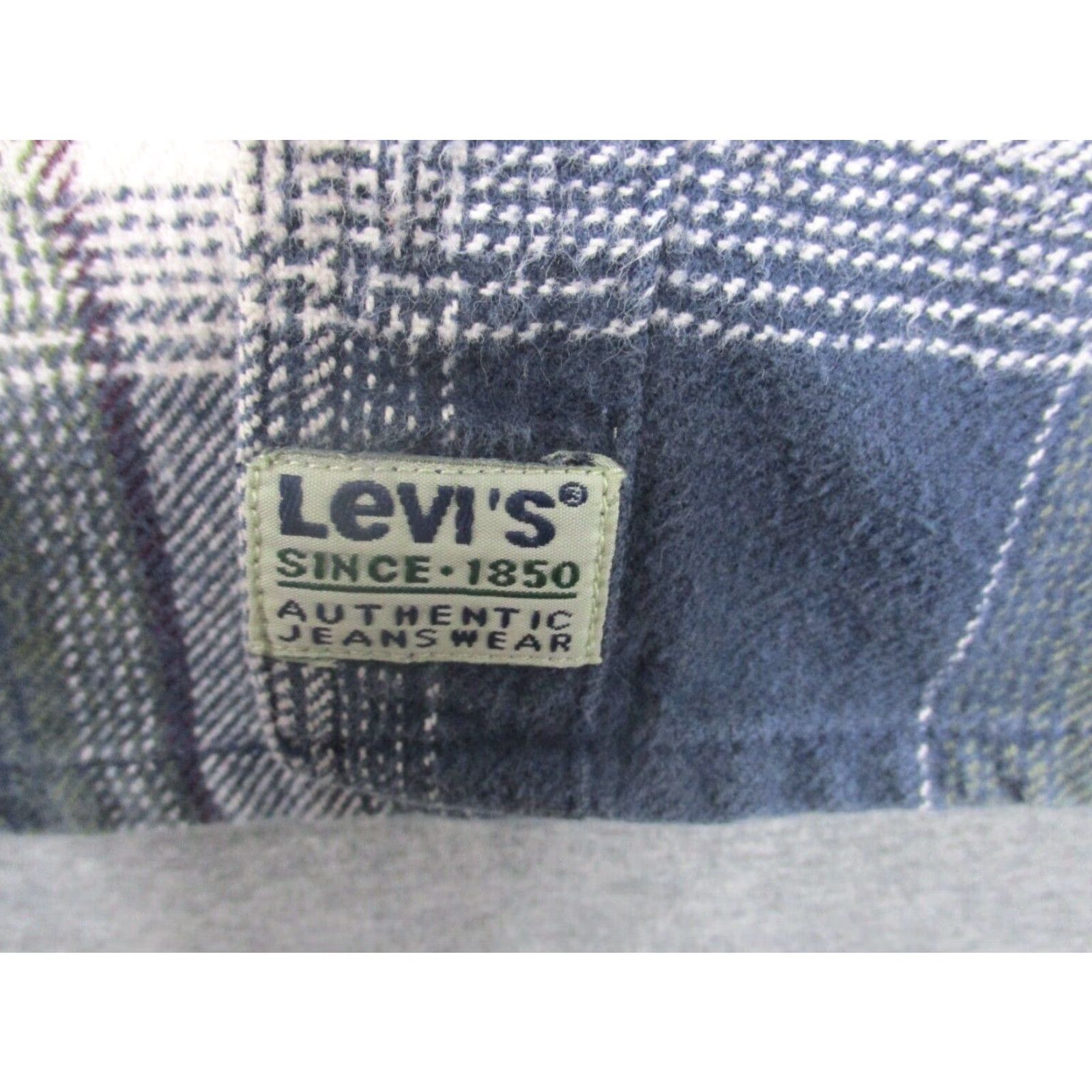 Levi's VINTAGE Levi's Shirt XL Plaid Flannel Heavyweight 90s Button-Up Cotton Men Size US XL / EU 56 / 4 - 5 Thumbnail