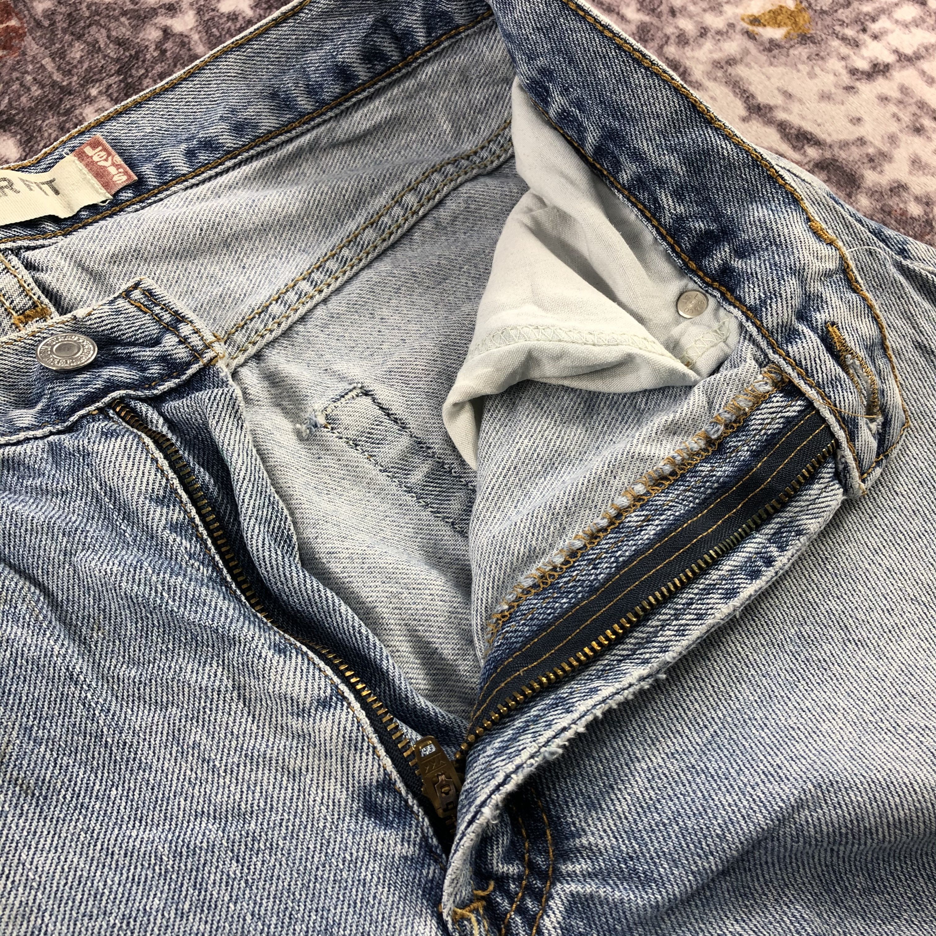 Levi's × Vintage Vintage Blue Wash Levis 505 Jeans-JM3135 Size US 30 / EU 46 - 13 Thumbnail