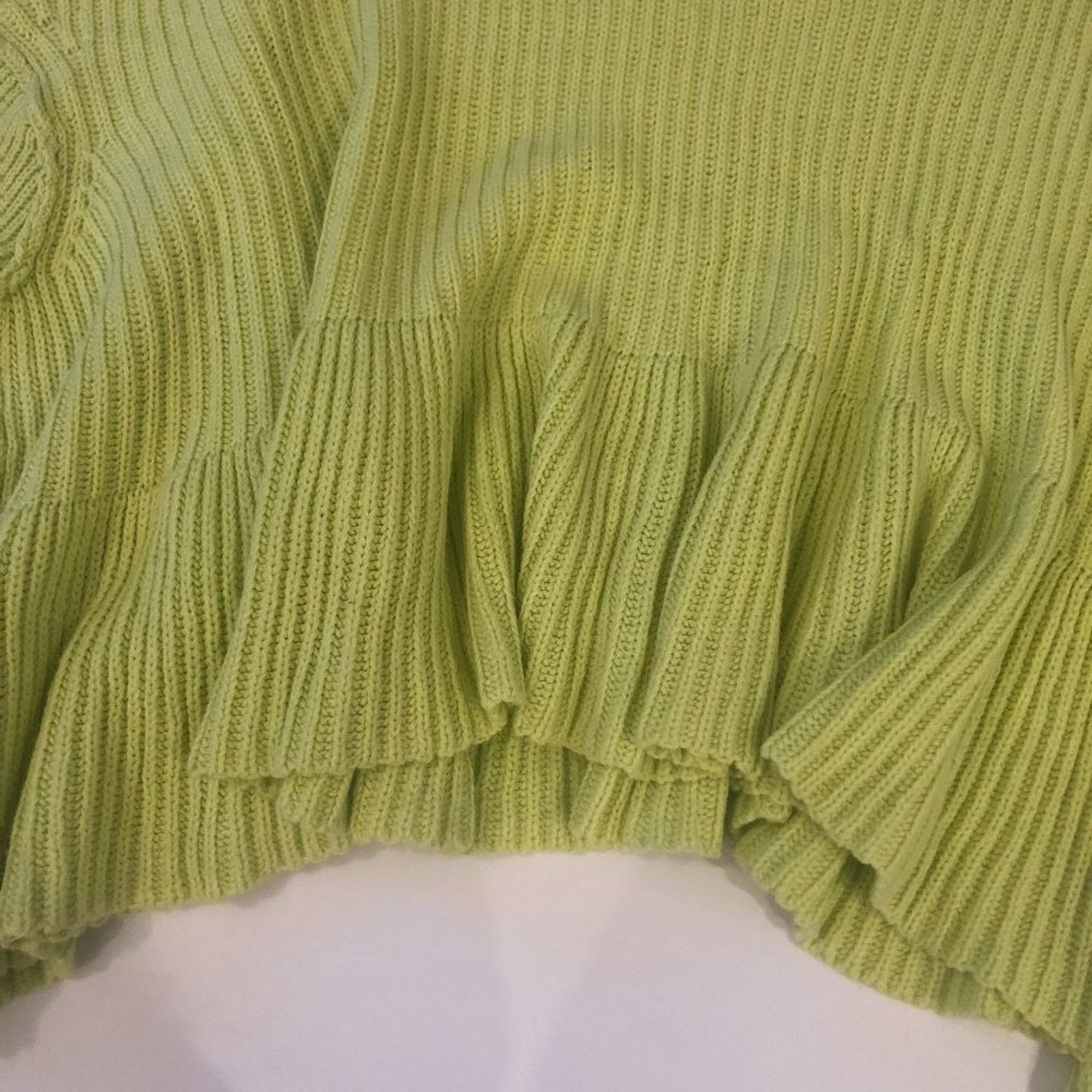 Free People Free People Layer Cake Sweater in Lime Size XS / US 0-2 / IT 36-38 - 8 Thumbnail