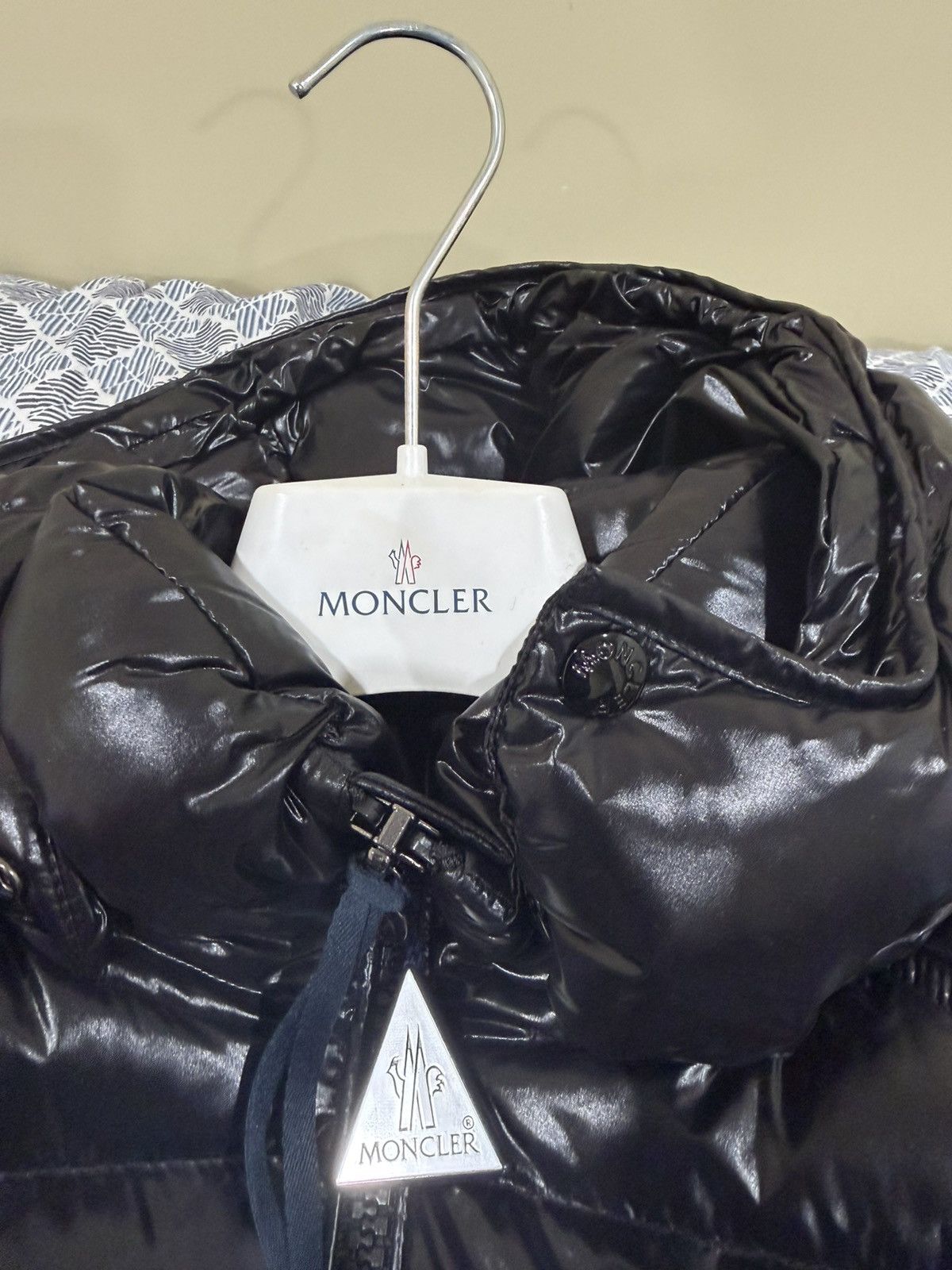 Moncler Black Maya Moncler jacket Size US S / EU 44-46 / 1 - 11 Thumbnail