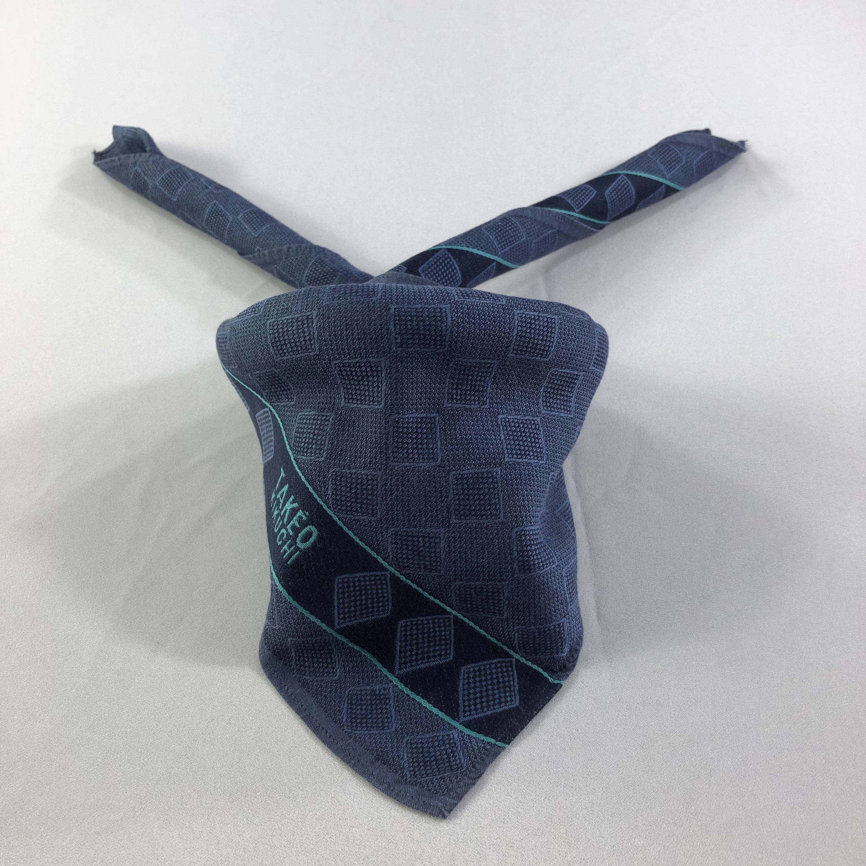 Japanese Brand × Takeo Kikuchi × Vintage Takeo Kikuchi Handkerchief Neckerchief Bandana H1656 Size ONE SIZE - 1 Thumbnail