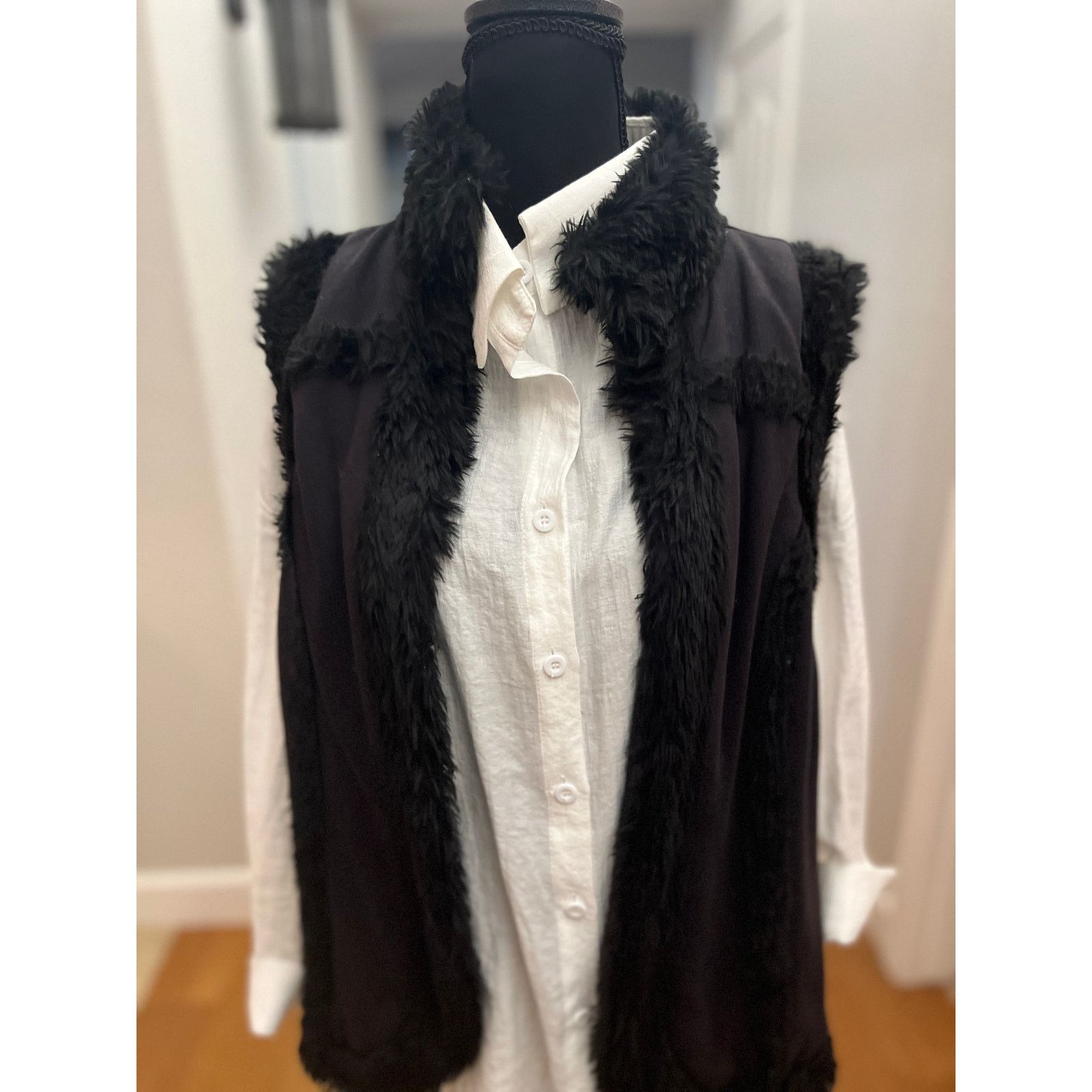 Style & Co Style & Co Black Faux Fur Vest Hook Closure Soft Women's M Size M / US 6-8 / IT 42-44 - 3 Thumbnail