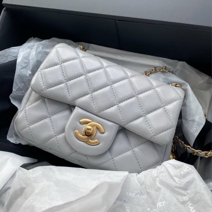 Chanel Pre-loved Bag Very good condition Size ONE SIZE - 1 Thumbnail