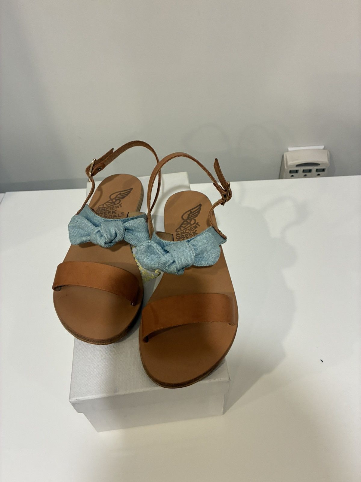 Ancient Greek Sandals Ancient Greek Clio Bow sandal Size 6 Size US 6 / IT 36 - 5 Thumbnail