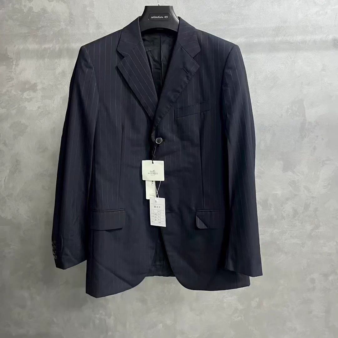 Hermes Classic Black Pinstripe Tailored Blazer Size 46