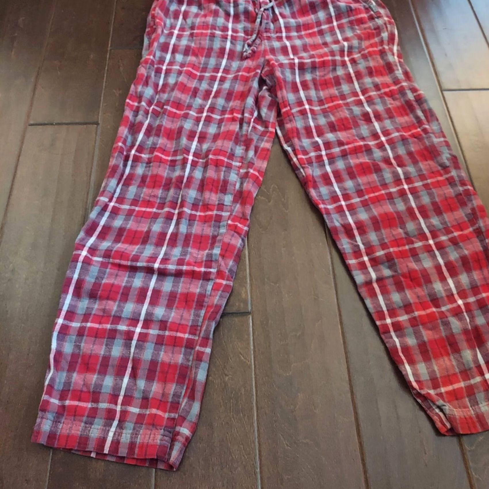 Eddie Bauer Eddie Bauer Men's Red Plaid Holiday Print Drawstring Pajama Pants M Pants Red Holiday Mens Size US 31 - 3 Thumbnail