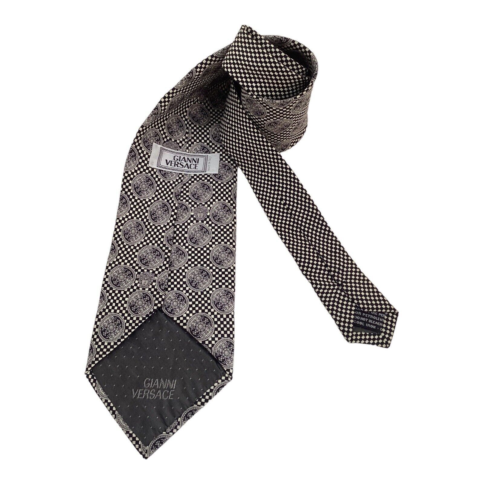 Versace GIANNI VERSACE Black & White Baroque Monogrammed Italy Silk Size ONE SIZE - 2 Thumbnail