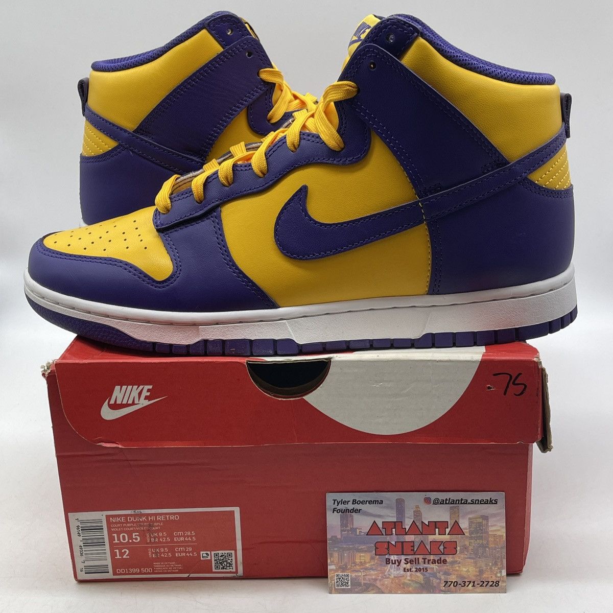 Nike Dunk high lakers Size US 10.5 / EU 43-44 - 1 Thumbnail