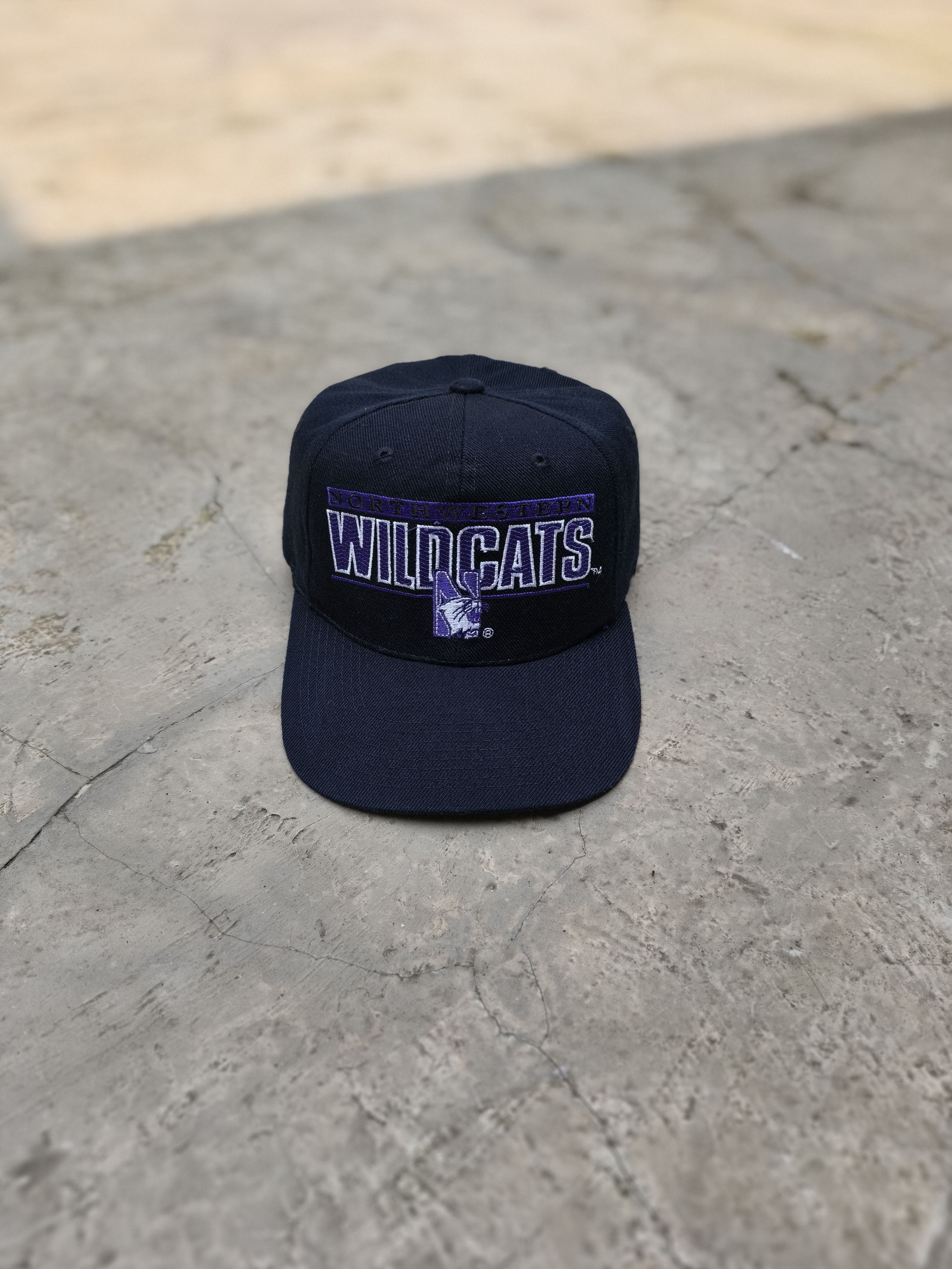 Sports Specialties Wildcats North Western VTG Hat Size ONE SIZE - 2 Thumbnail