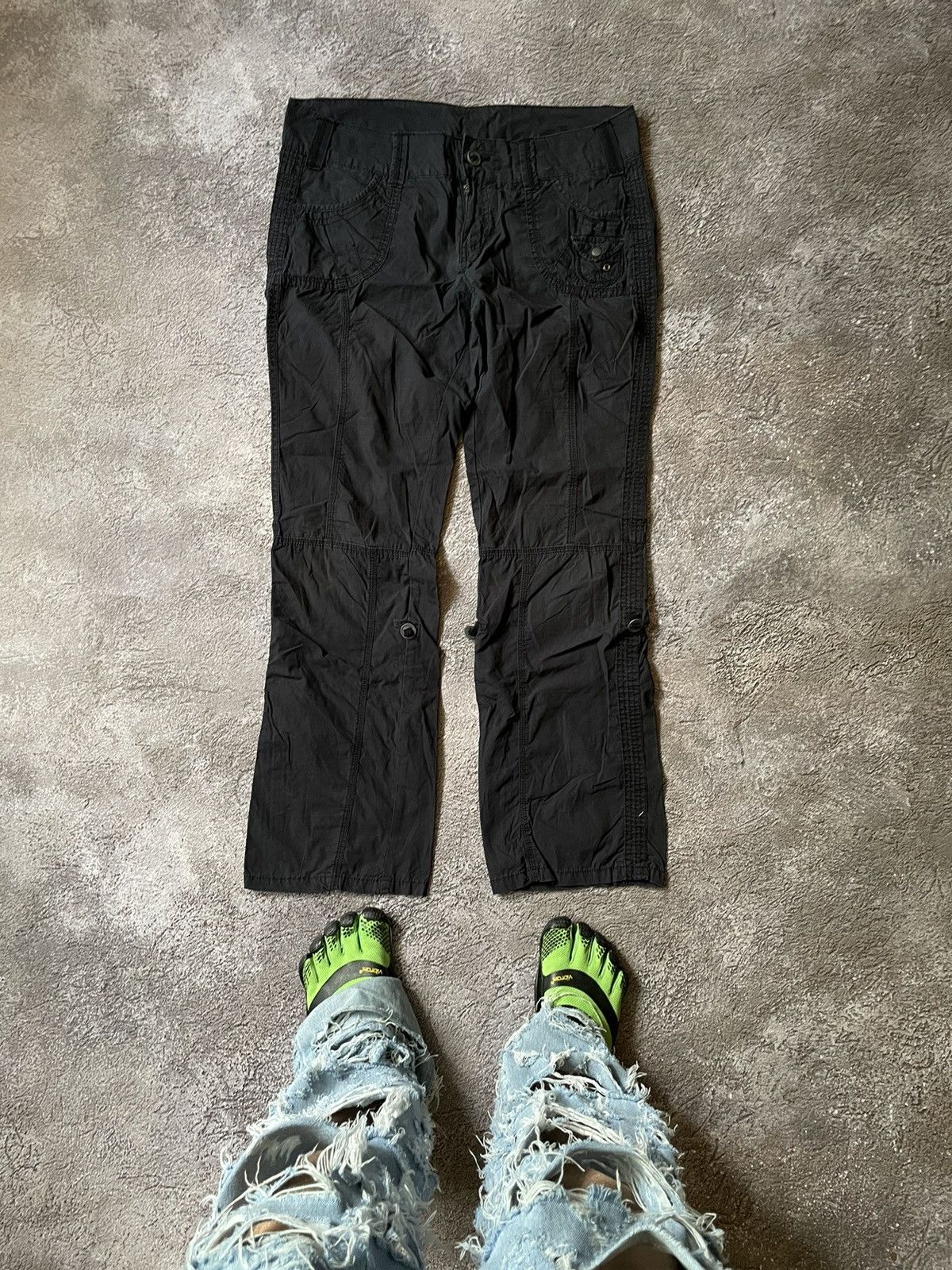 image of Vintage 90's Cargo Hype Pants Multipocket Japan Bondage in Black, Women's (Size 38)