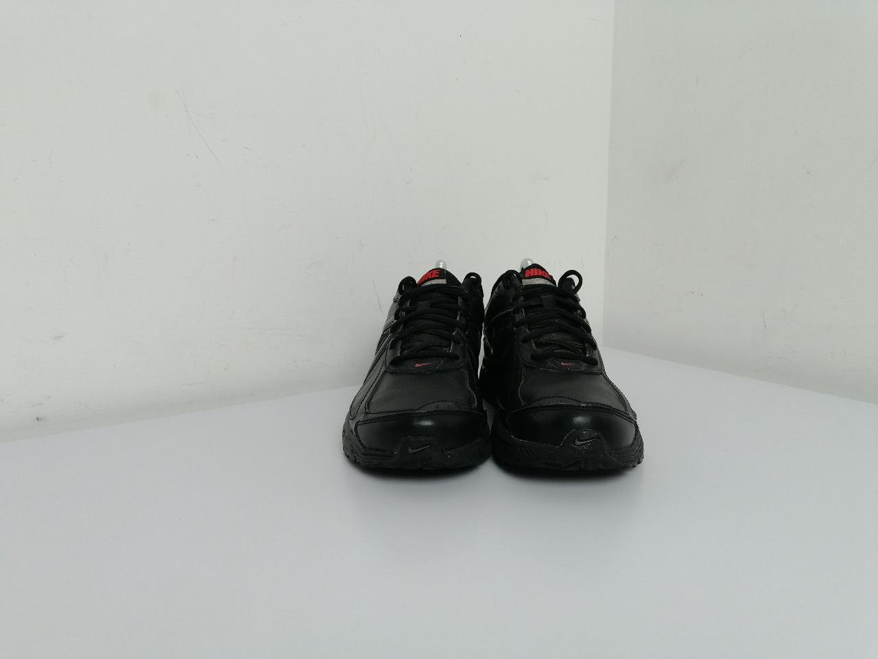 Nike Nike Dart 9 Leather Size US 9 / EU 42 - 7 Thumbnail