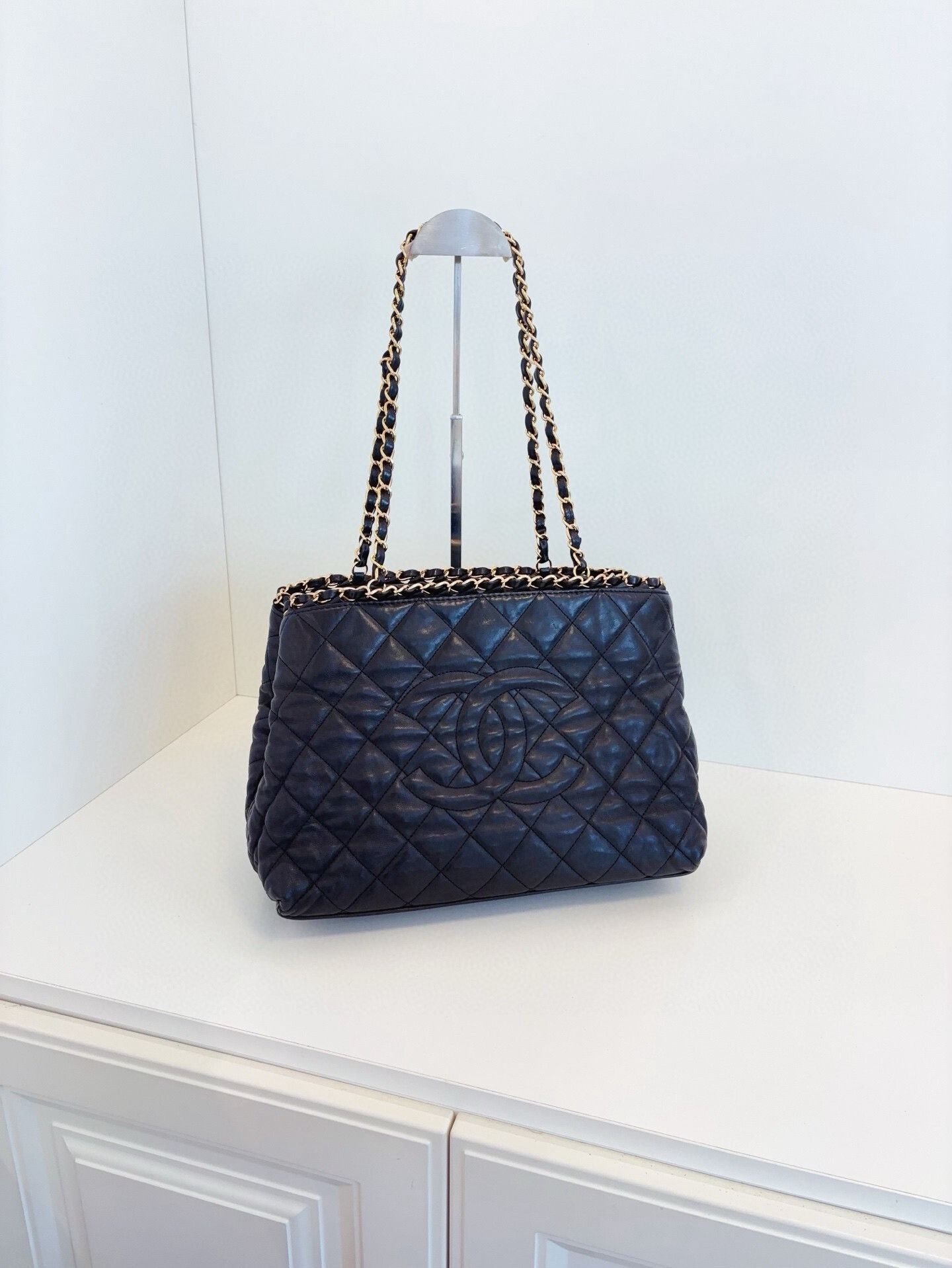 Chanel Pre-loved Bag Very good condition Size ONE SIZE - 1 Thumbnail