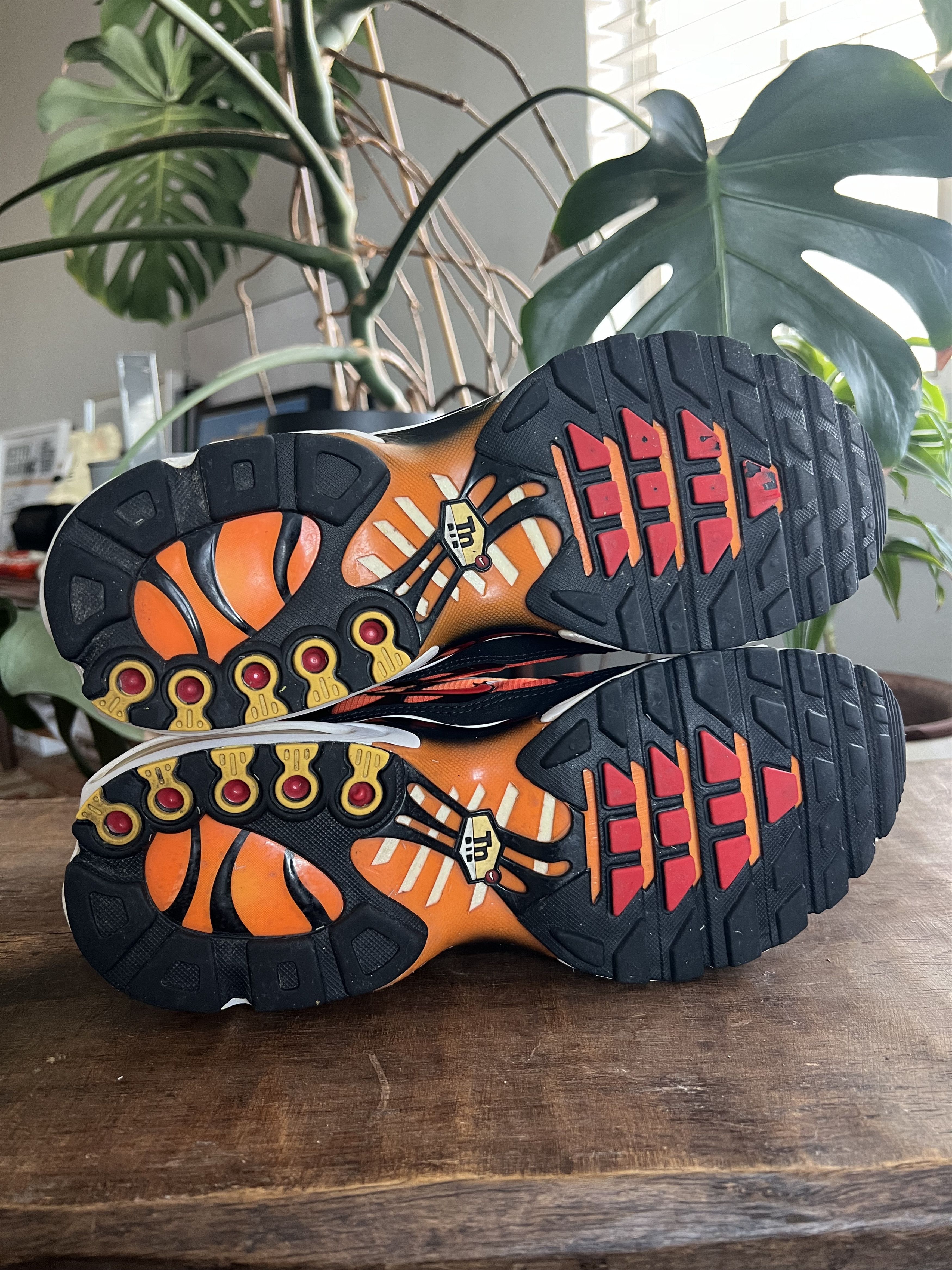 Nike Air Max Plus '2018 Sunset' Retro Size US 10 / EU 43 - 6 Thumbnail