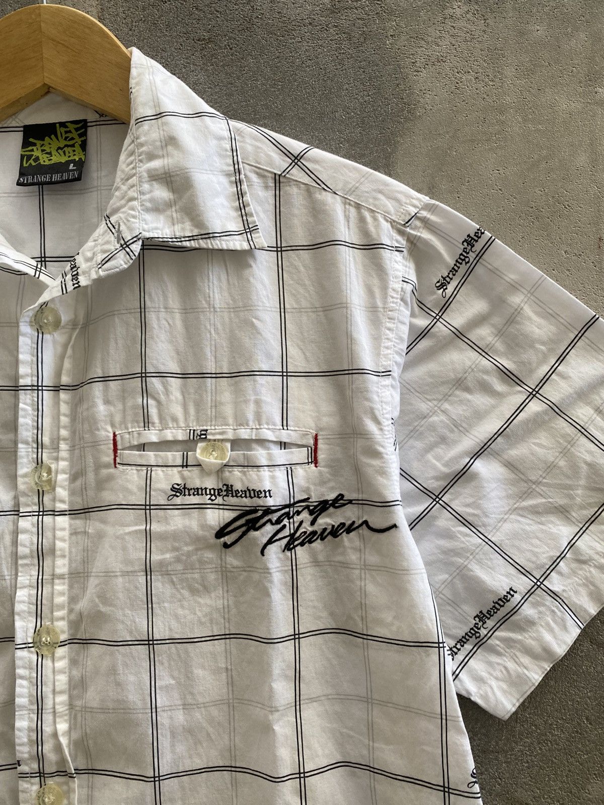 14th Addiction 2000s Strange Heaven short sleeves Shirt Size US L / EU 52-54 / 3 - 2 Thumbnail