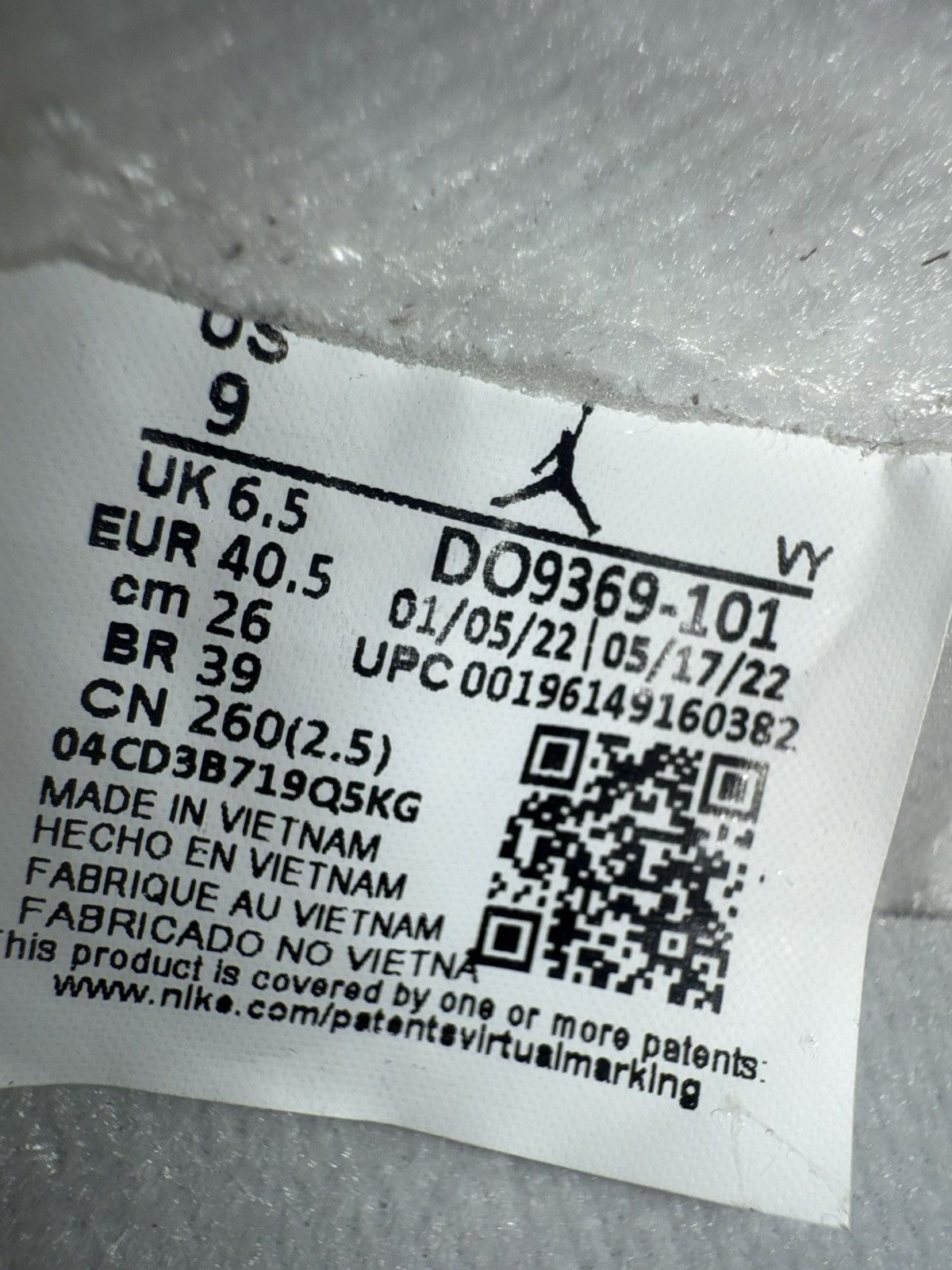 Nike Jordan 1 Retro High OG Starfish Size US 9 / IT 39 - 7 Thumbnail