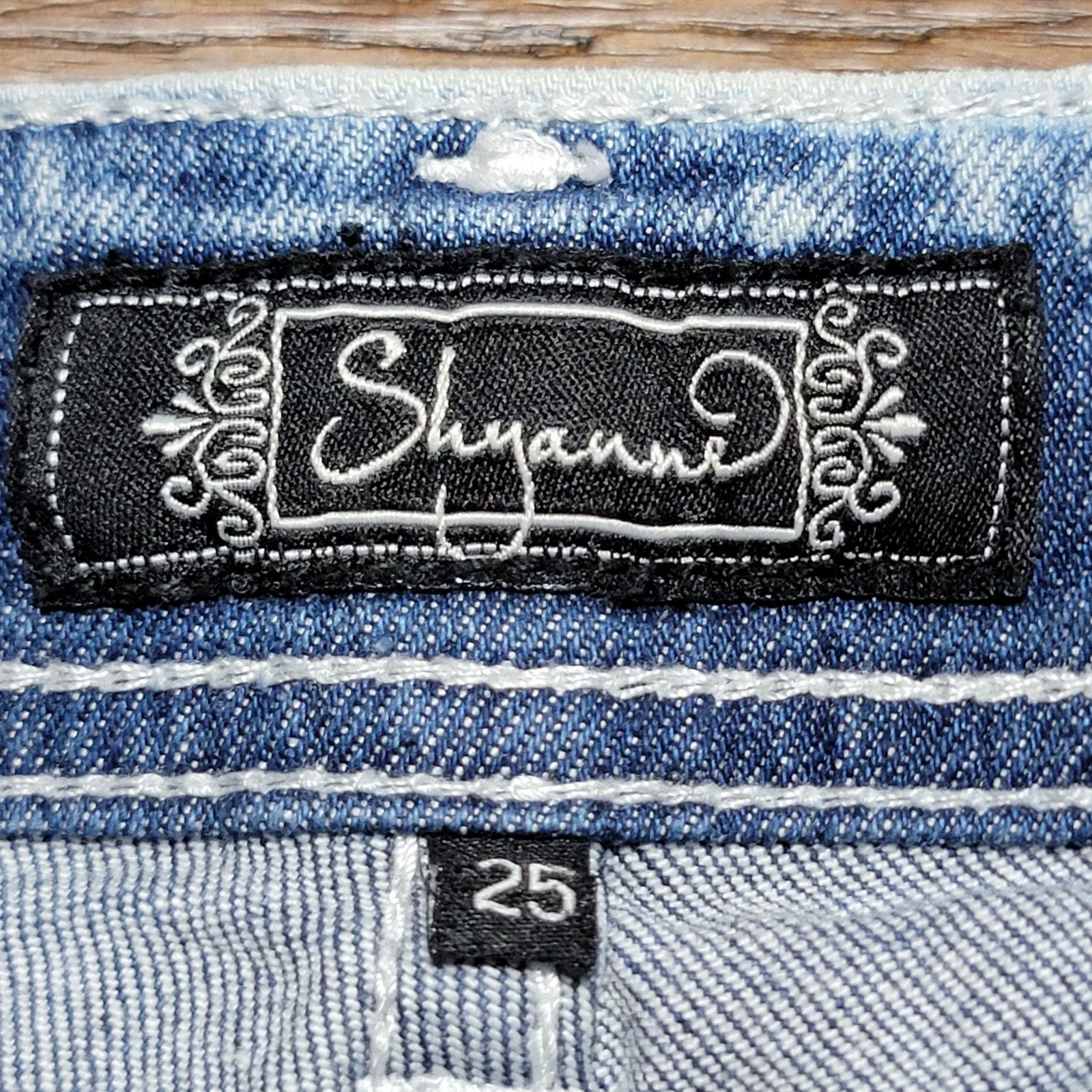 Other Shyanne Cut-Off Shorts w/ Tassels on Front Pockets - Size 25 Size 27" / US 4 / IT 40 - 4 Thumbnail