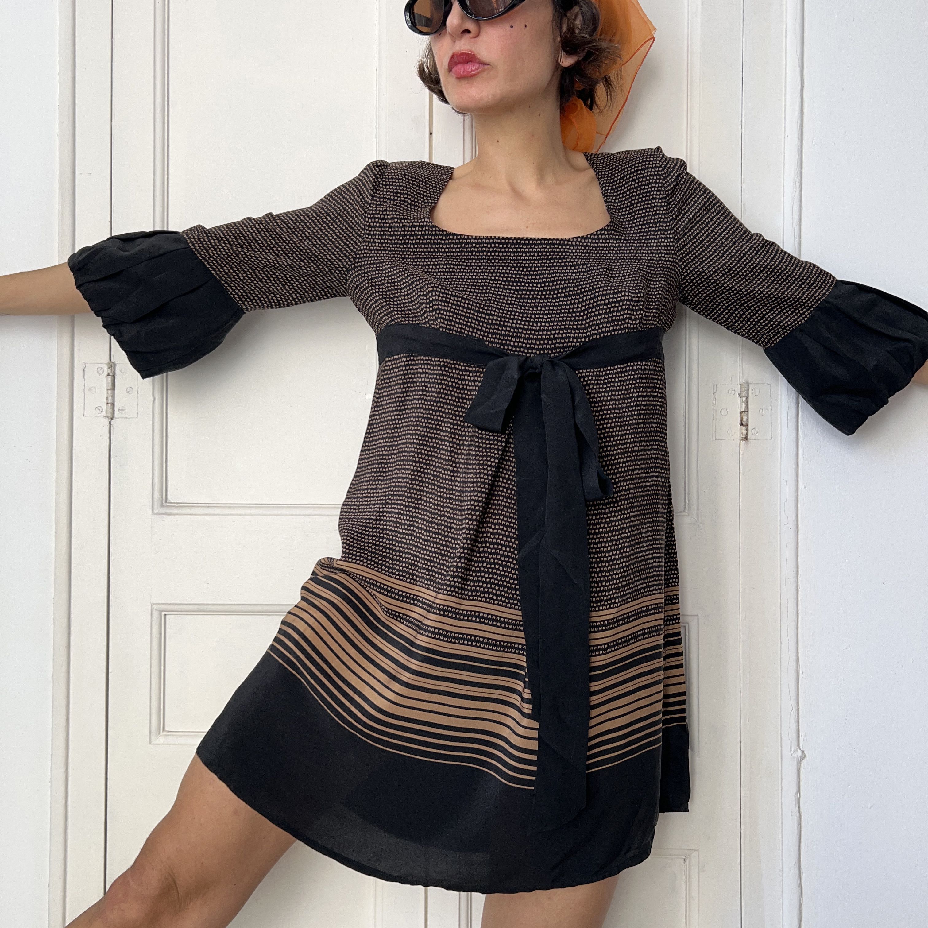 Vintage Vintage y2k babydoll silk geometric mini dress Size M / US 6-8 / IT 42-44 - 3 Thumbnail