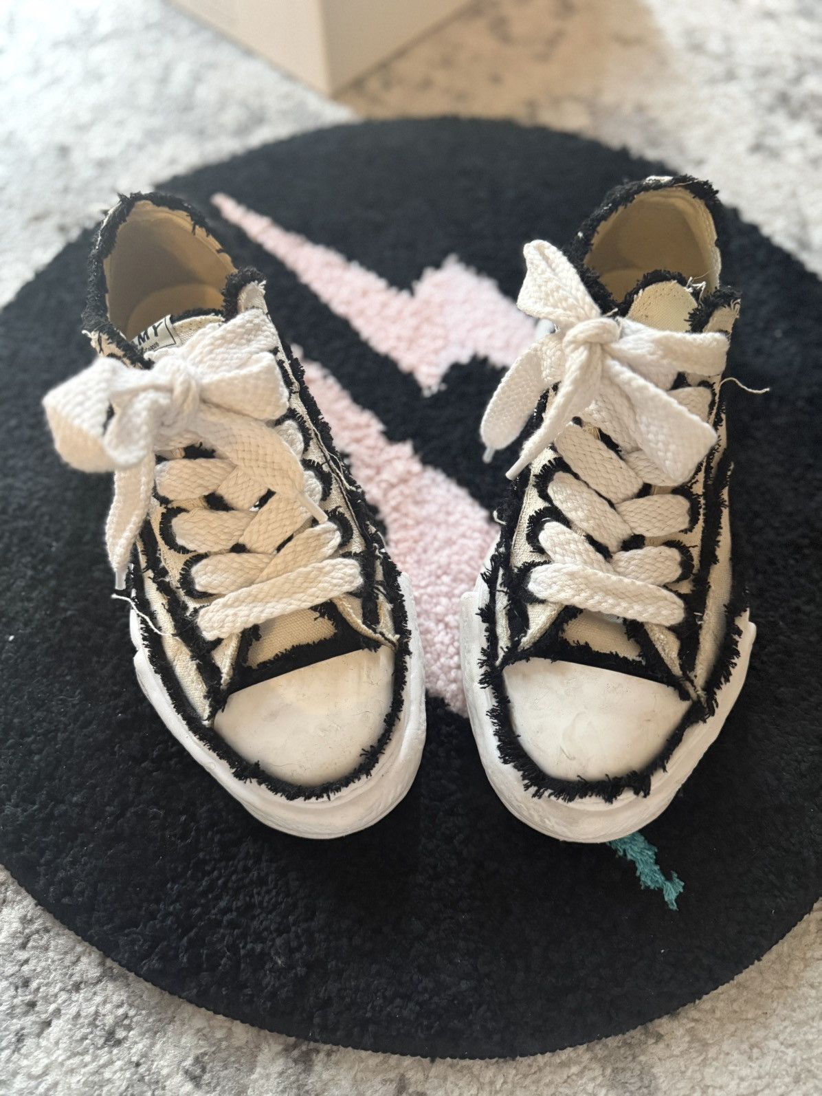 Maison MIHARA YASUHIRO Maison MIHARA YASUHIRO Peterson Low OG Overhanging Sneakers Size US 9 / EU 42 - 2 Thumbnail
