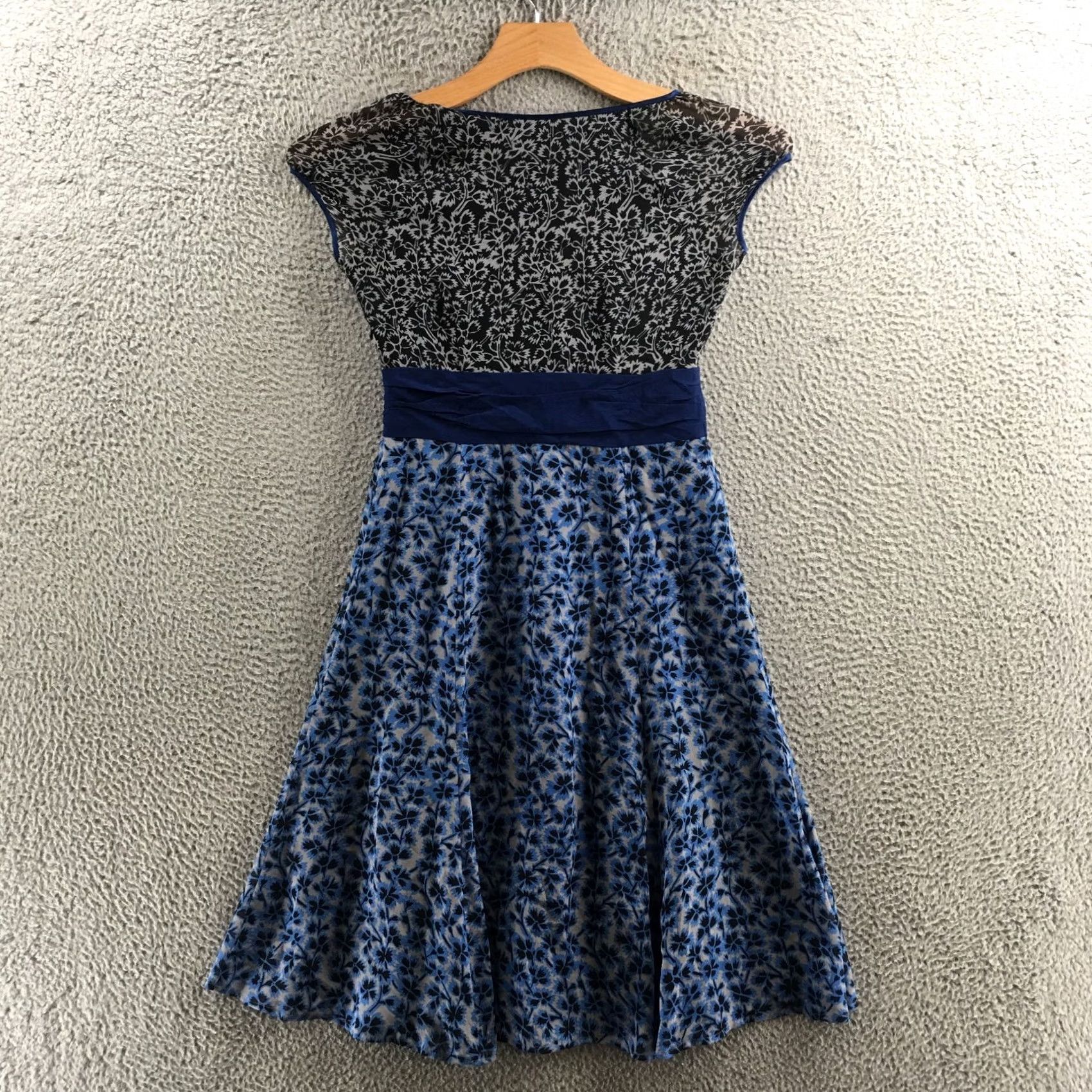 Vintage Viola Dress Blue/Black Floral Silk Empire Waist Fit & Flare Cap Sleeve Womens 2 Dress Size XS / US 0-2 / IT 36-38 - 7 Thumbnail