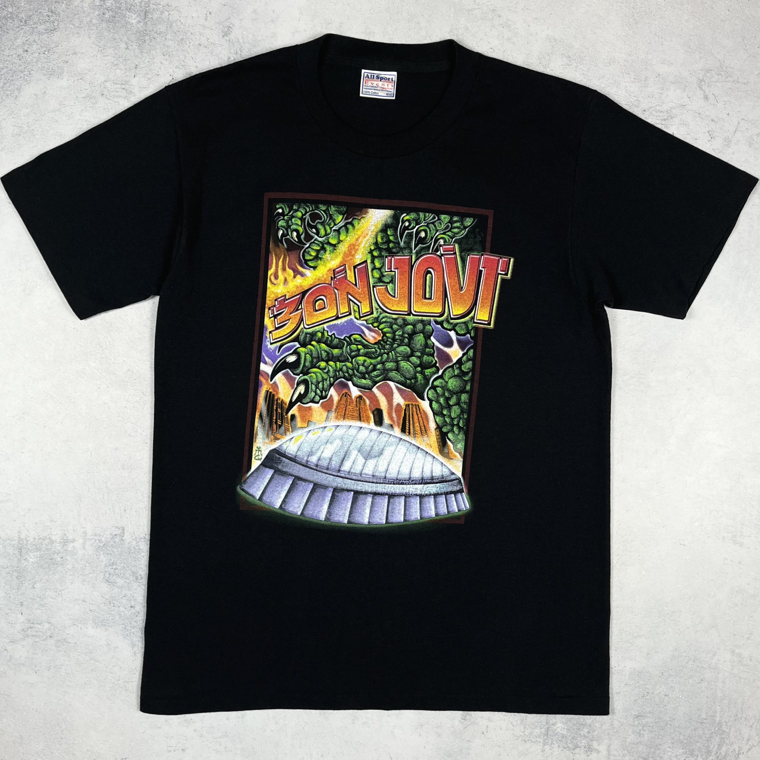 Band Tees Vintage Bon Jovi Japan Crash Rare Tour T Shirt 2000’s Size US M / EU 48-50 / 2 - 2 Thumbnail