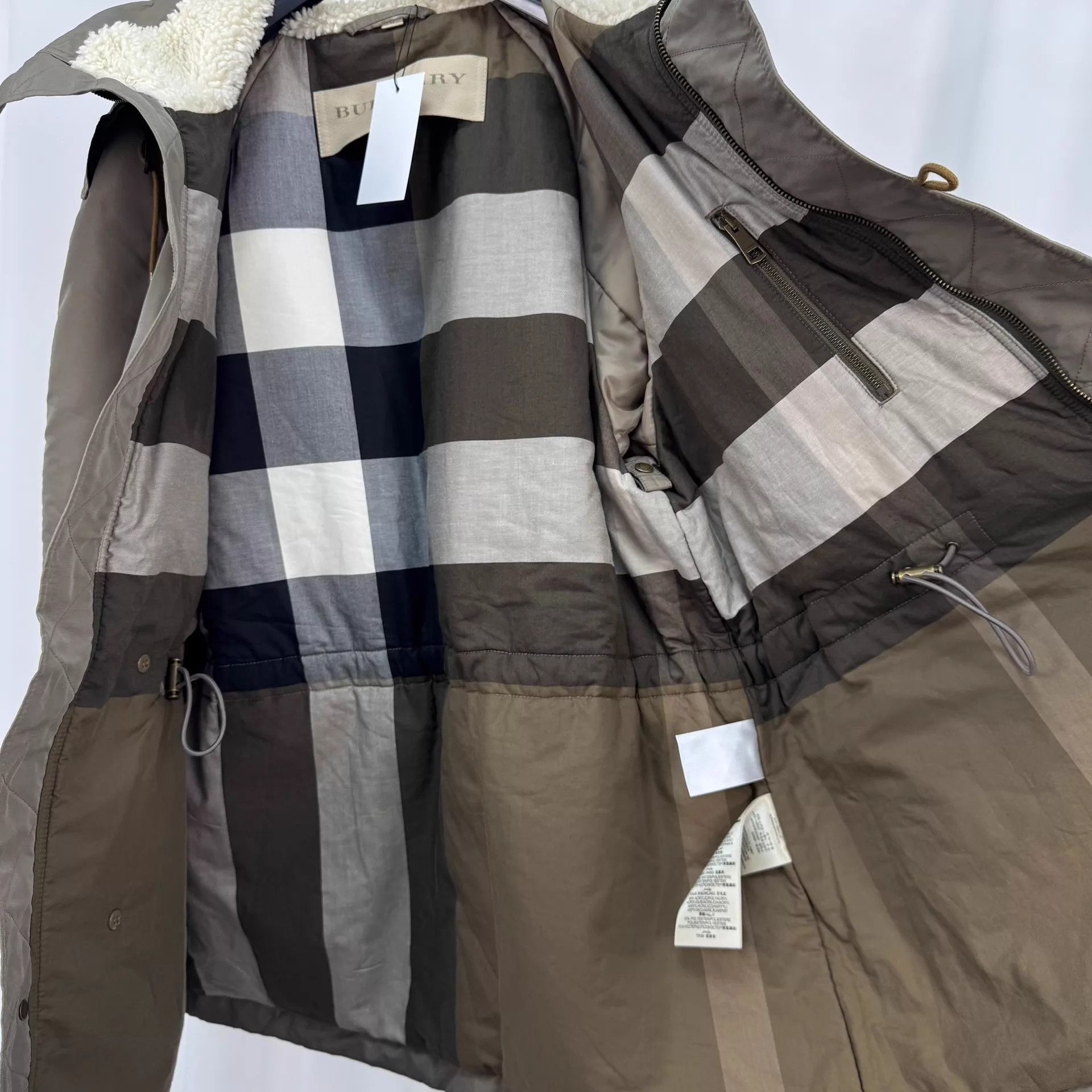 Burberry Burberry Lamb Wool Lined Check Puffer Jacket M New Size M / US 6-8 / IT 42-44 - 6 Thumbnail