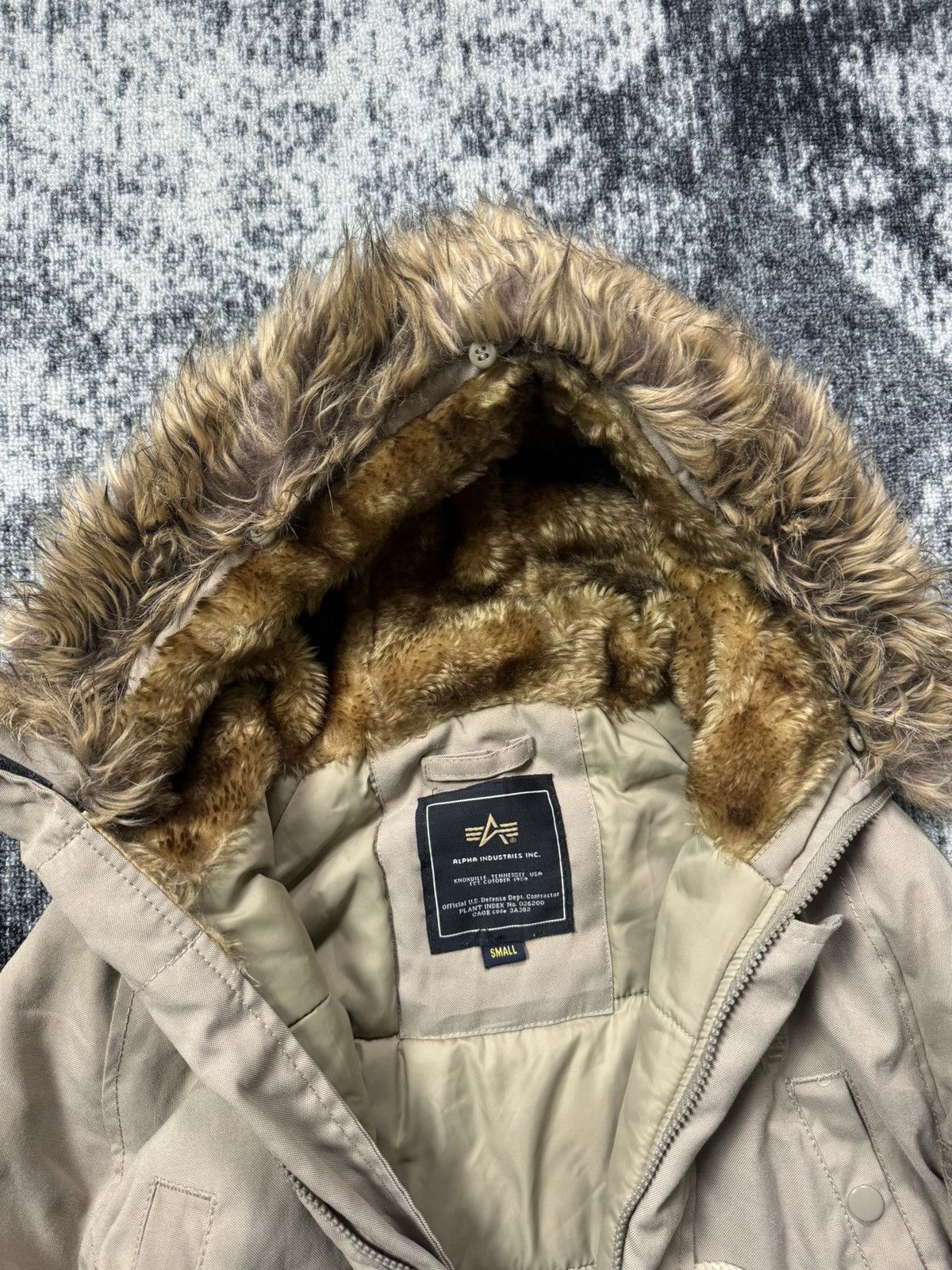 Alpha Industries × Vintage Vintage Alpha Industries Diwn Jacket Parkas Faux Fur Size S / US 4 / IT 40 - 4 Thumbnail