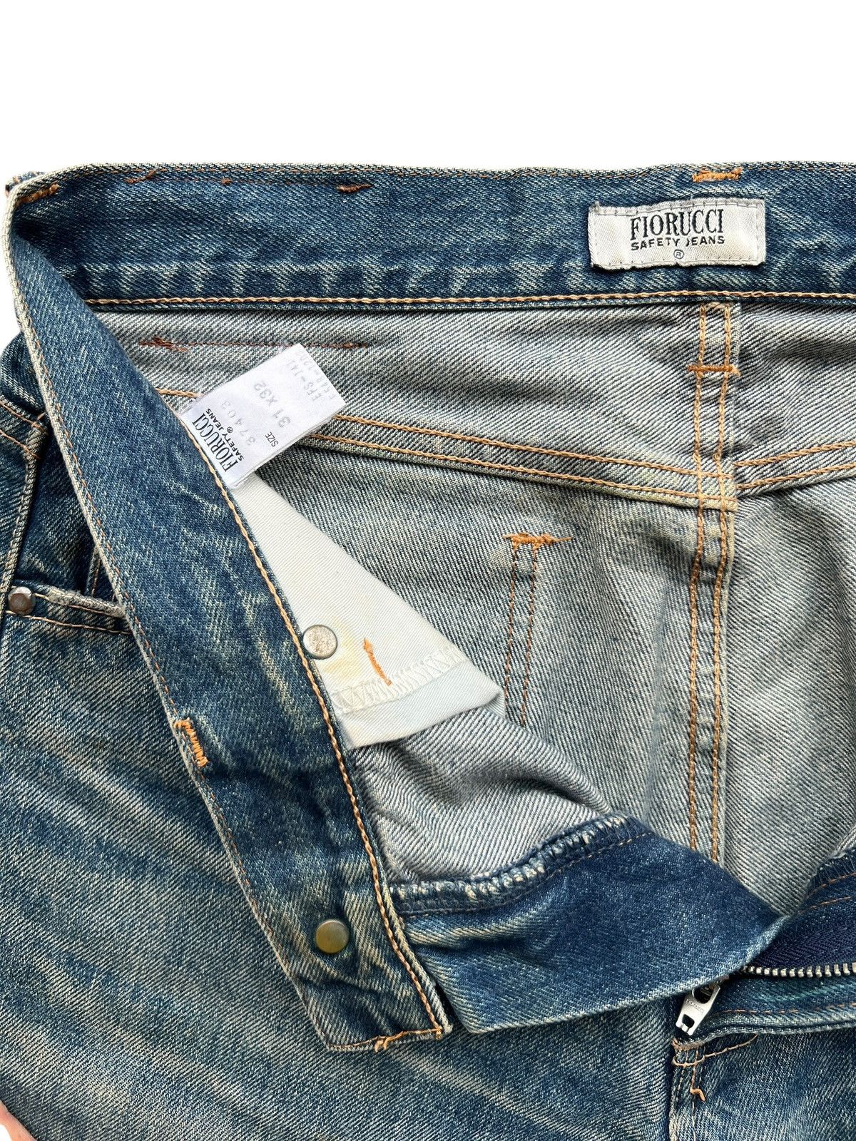 Fiorucci Vintage Fiorucci Distressed Selvedge Denim Jeans 31x32 Size US 31 - 12 Thumbnail