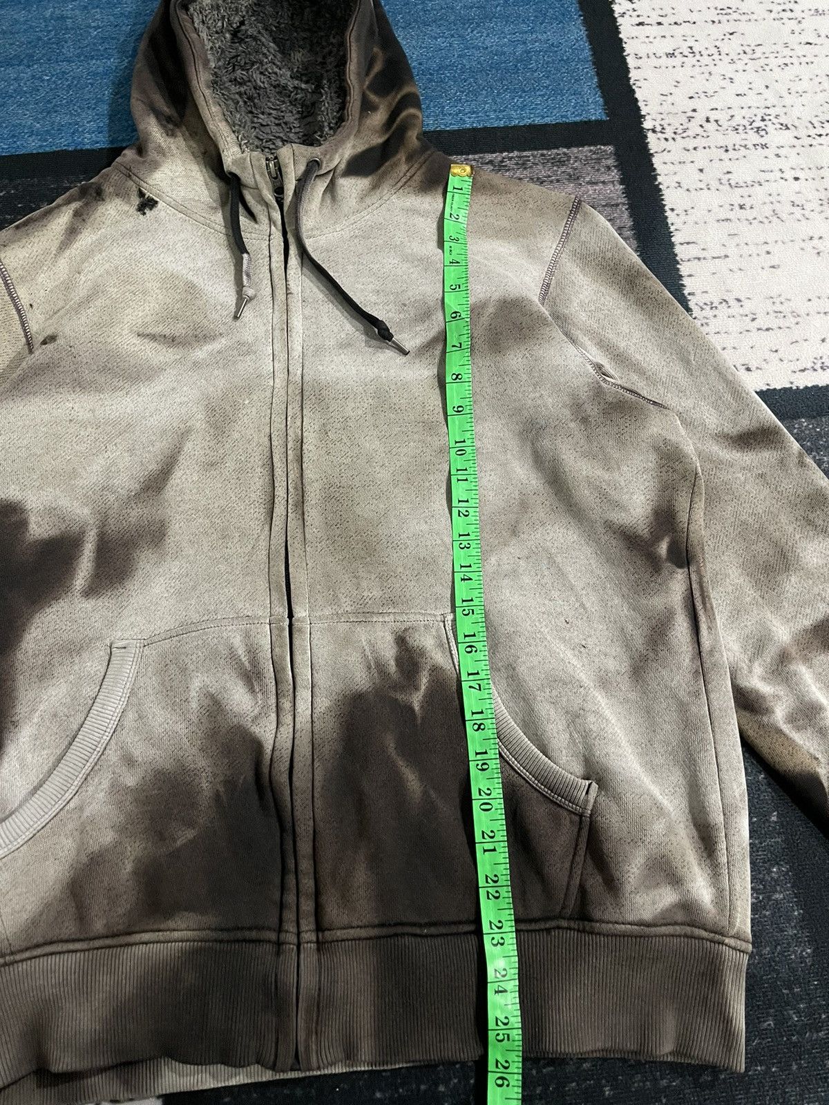 Uniqlo Uniqlo Distressed Sweatshirt Hoodie Size US XL / EU 56 / 4 - 19 Thumbnail