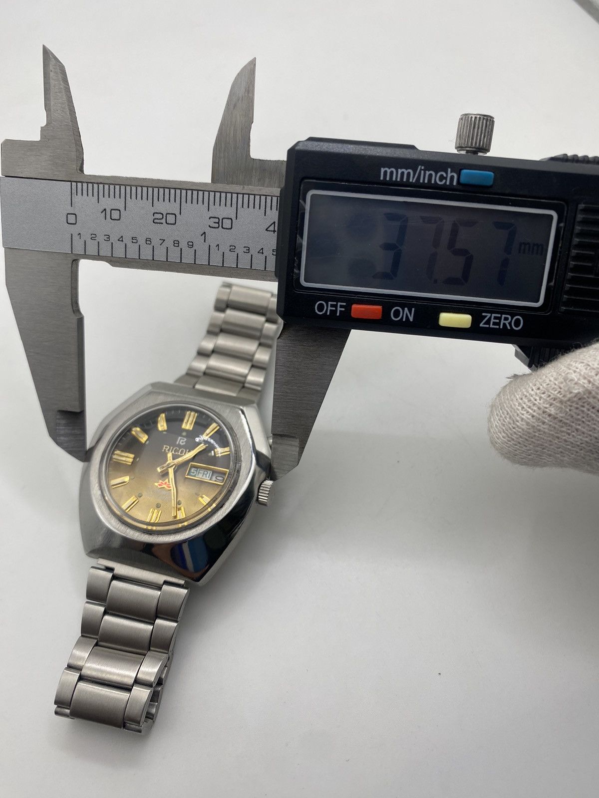 Vintage Vintage Ricoh Automatic Men’s Wristwatch Size 38 - 9 Thumbnail