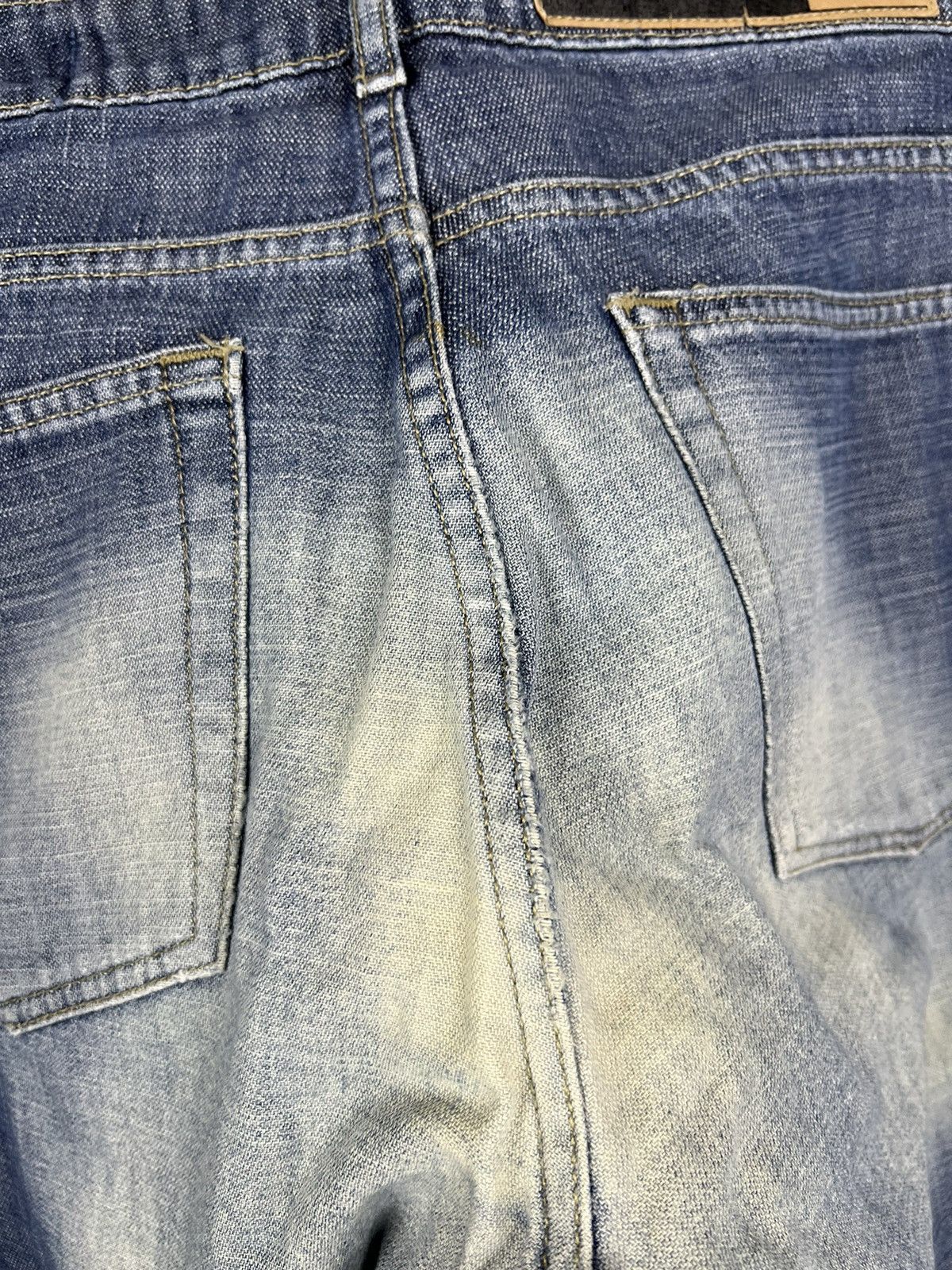 Diesel W33 Diesel Industry Denim Division Vintage Jeans Distressed Size US 33 - 7 Thumbnail