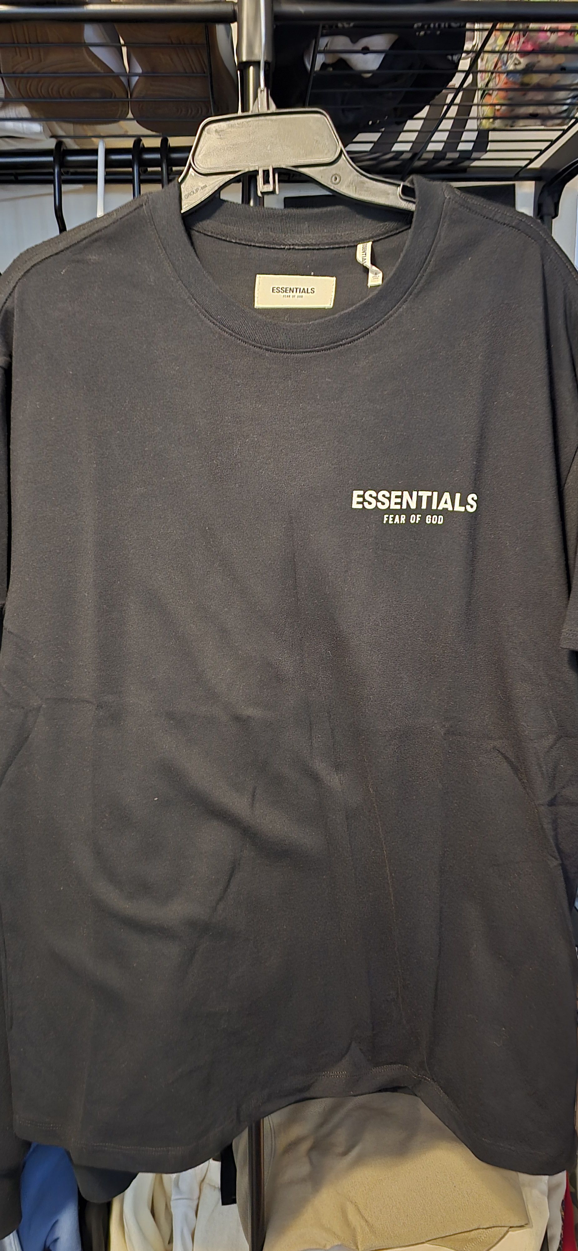 人気話題 FOG FEAR OF GOD ESSENTIALS LOS ANGELS BOXY TEE GREY Fear of God Essentials SS20 Graphic Logo T-Shirt 'Charcoal