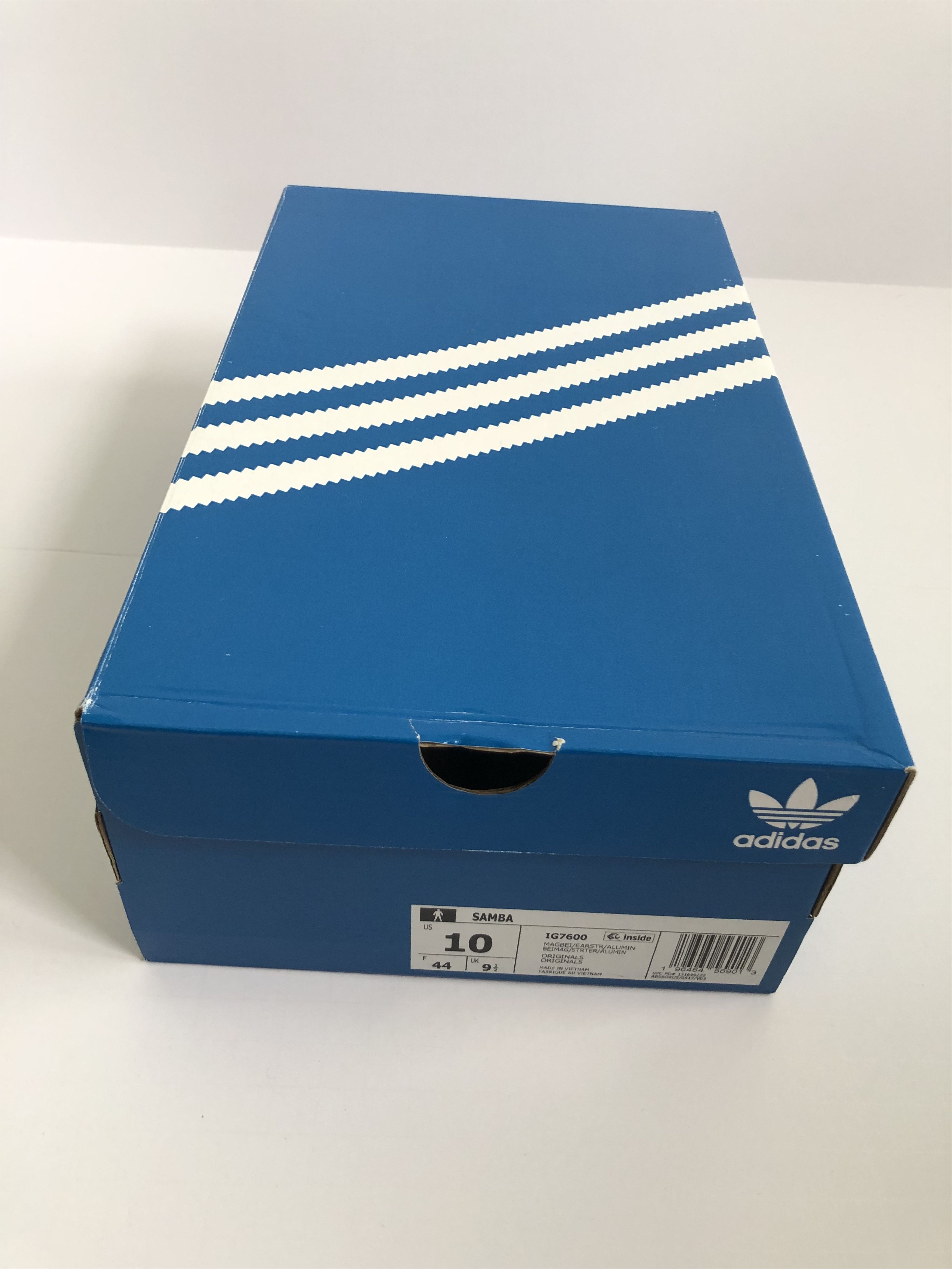 Adidas Sambas Size US 10 / EU 43 - 2 Thumbnail