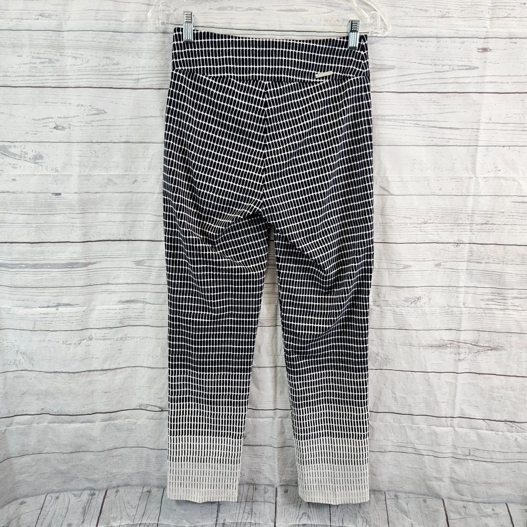 Joseph Ribkoff Joseph Ribkoff Womens Pants Sz 4 Black Printed Ankle Straight Rise 10" 27" Inseam Mid Black White Size 27" / US 4 / IT 40 - 3 Thumbnail