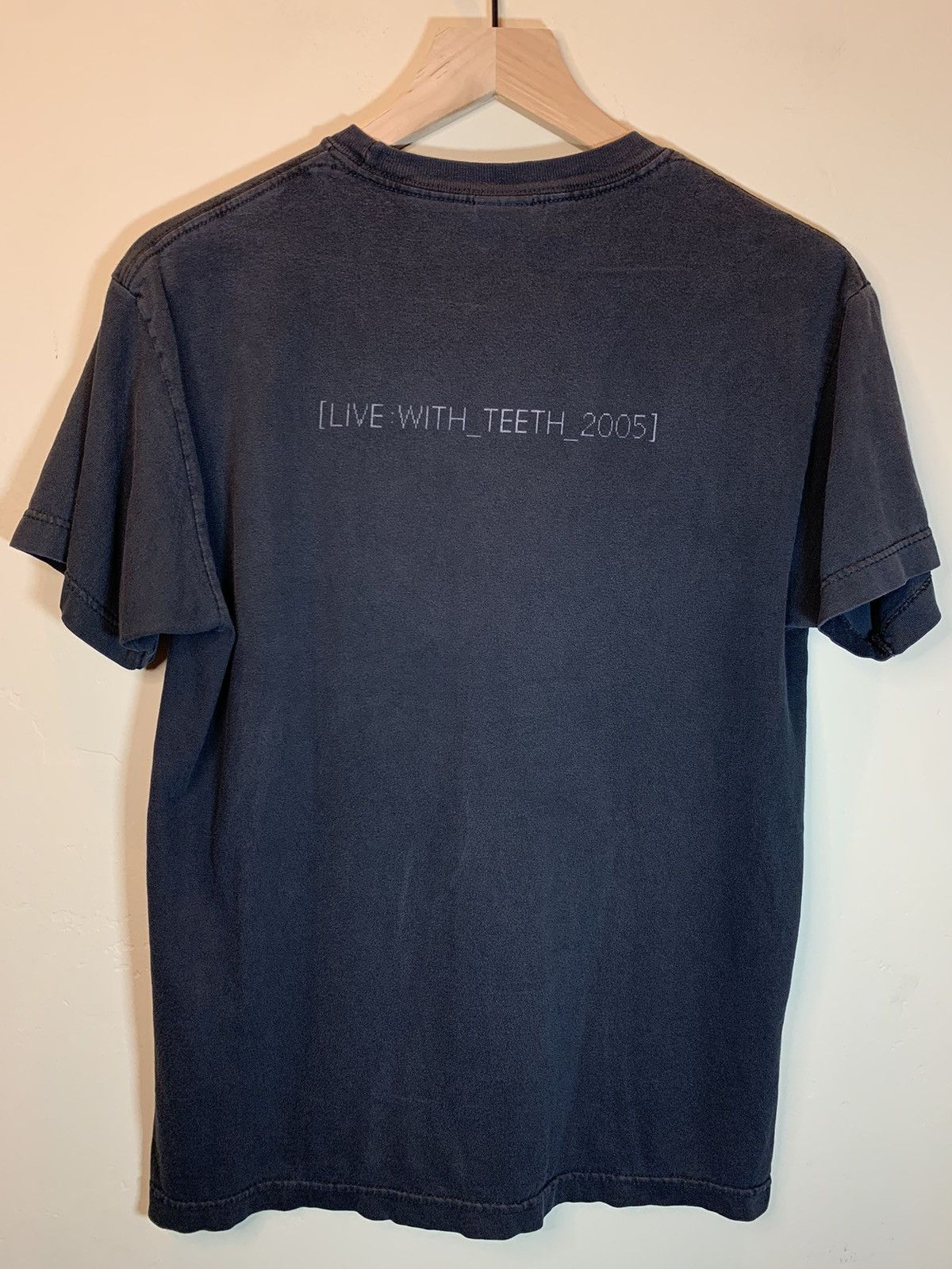Band Tees × Vintage *RARE* Vintage Nine Inch Nails Live With Teeth 2005 T-Shirt Size US M / EU 48-50 / 2 - 2 Thumbnail