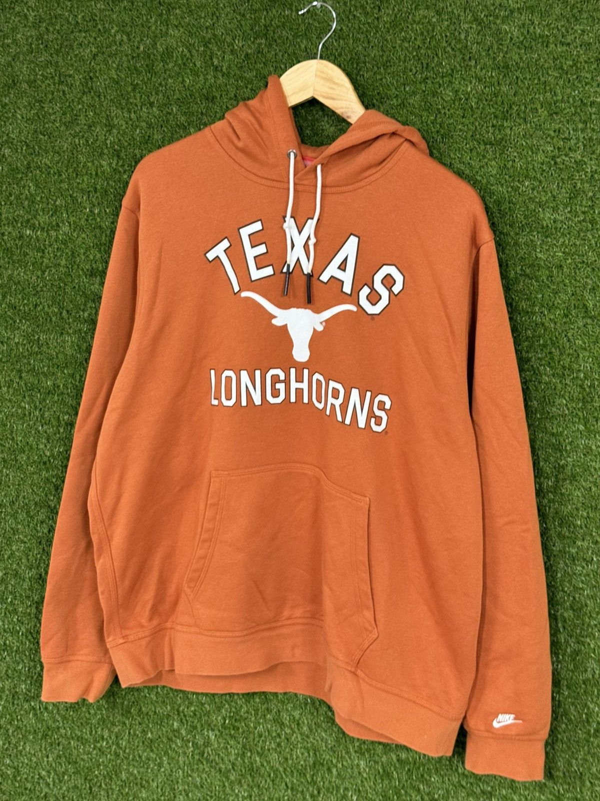 Nike Nike Texas Longhorns Orange Swoosh UT Austin Hoodie 2XL XXL Size US XXL / EU 58 / 5 - 1 Thumbnail