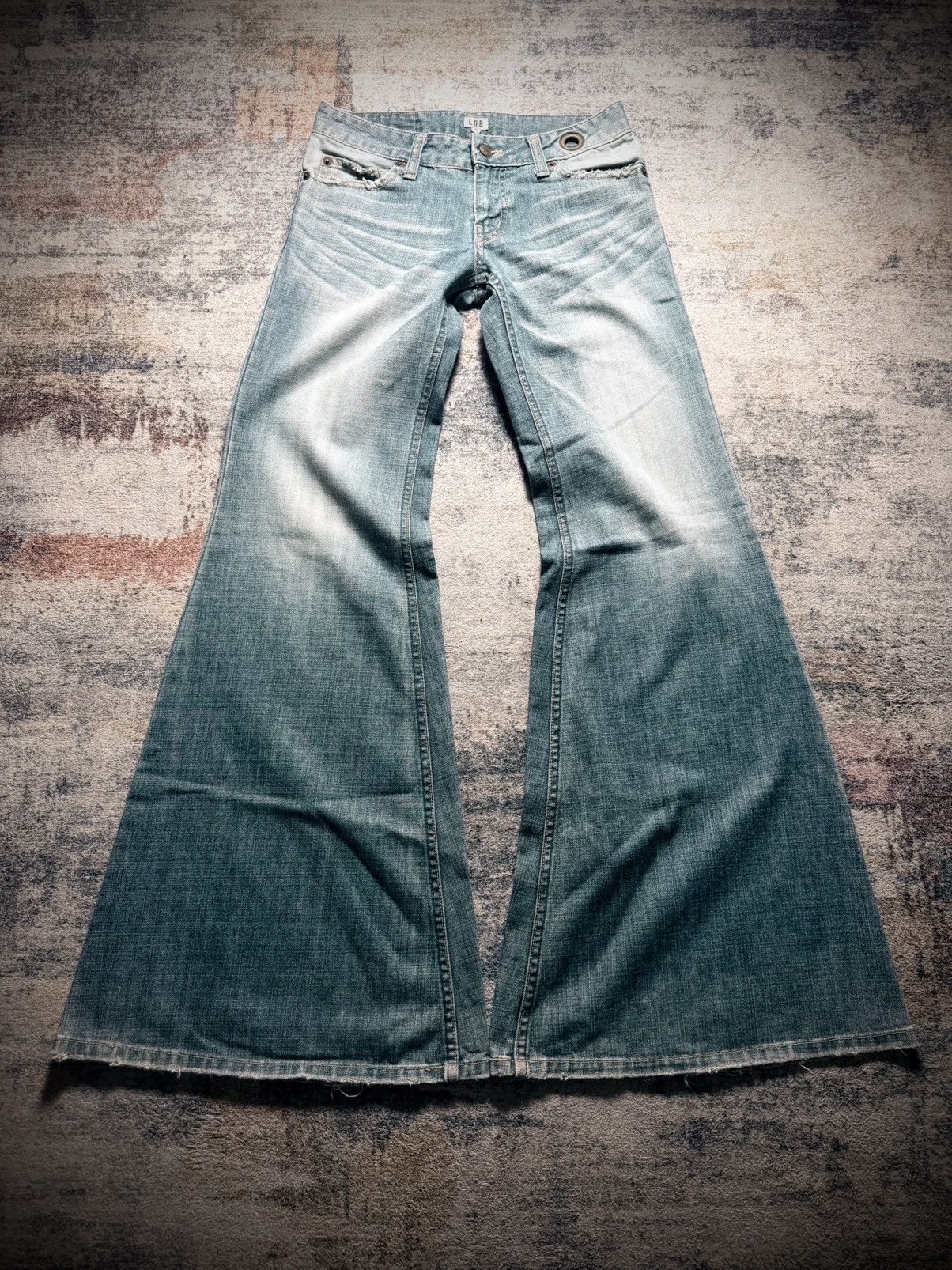 Le Grande Bleu (L.G.B.) le grand bleu mega flared denim Size US 28 / EU 44 - 1 Thumbnail