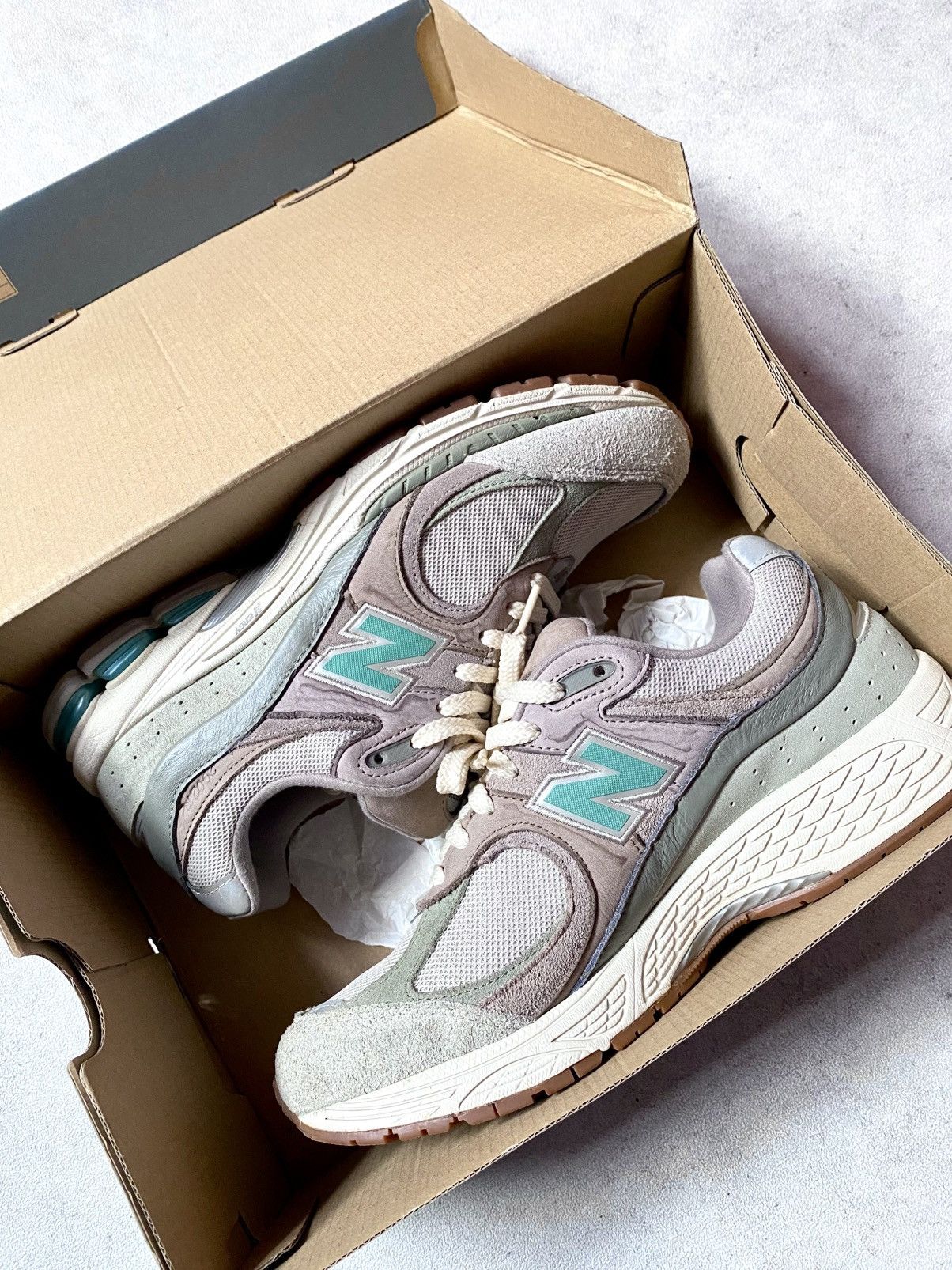 New Balance New balance x Atmos M2002RAM Oasis (exclusive release) Size US 9.5 / EU 42-43 - 3 Thumbnail