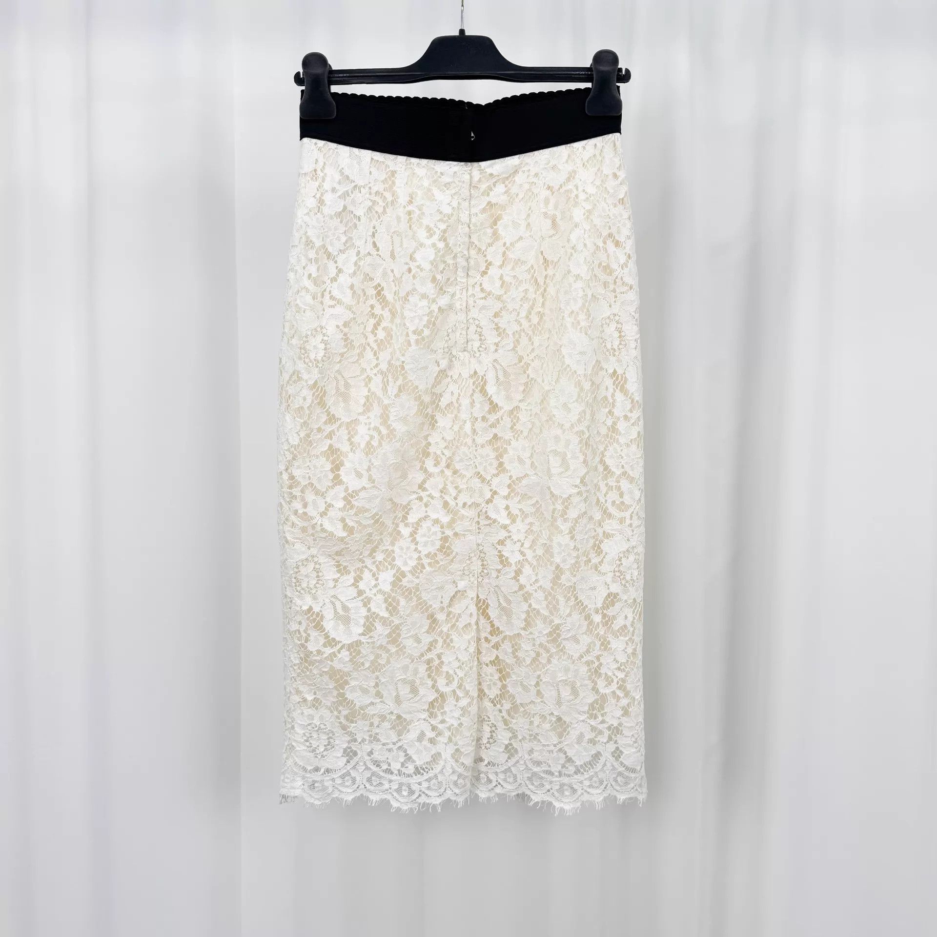 Dolce & Gabbana Dolce&Gabbana Lace Skirt 40 99 New KL11435 Size 27" / US 4 / IT 40 - 2 Thumbnail