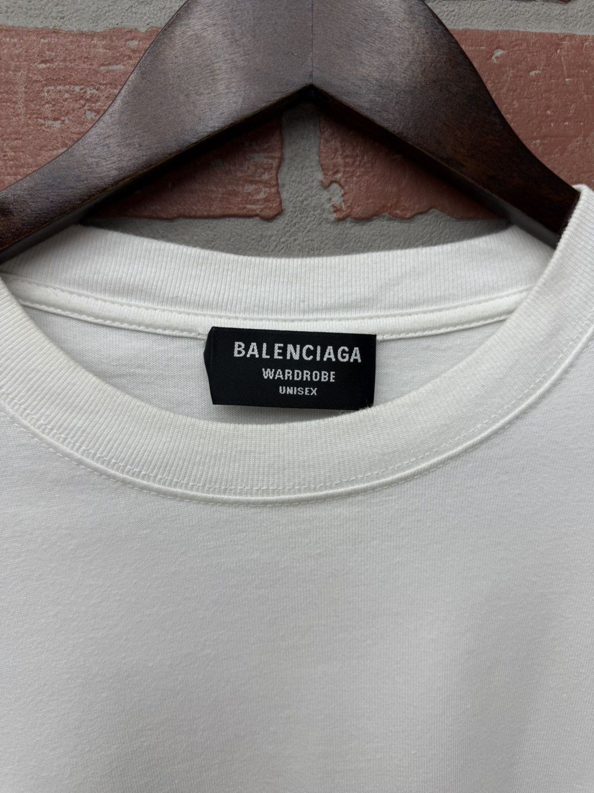 Balenciaga Balenciaga White Tee Shirt Back Logo $695 Retail Size XS Size US XS / EU 42 / 0 - 9 Thumbnail