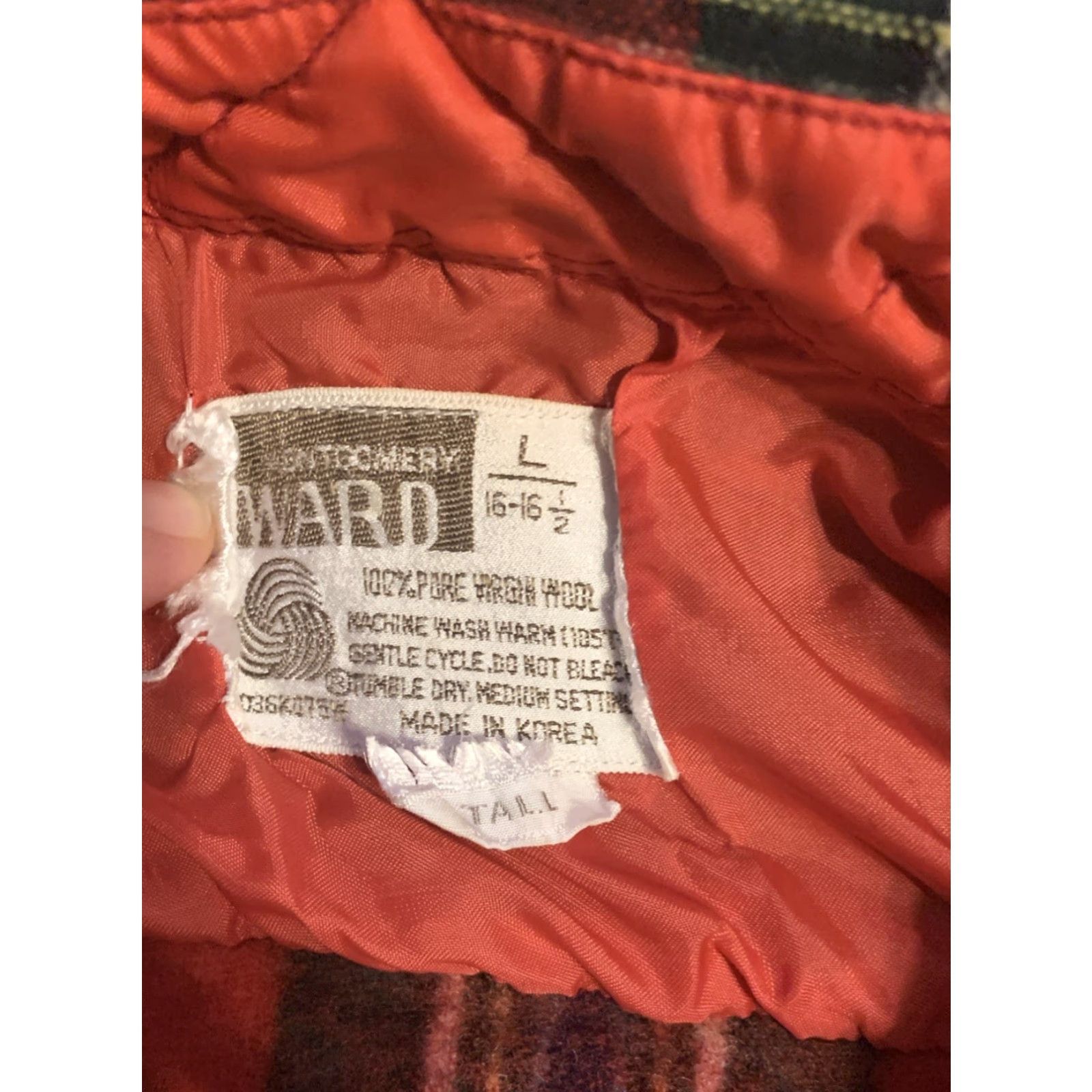 Vintage VINTAGE Montgomery Ward Flannel Shirt Plaid Red Button-Front Mens M Long Sleeve Casual 16-16.5 Tall Large Look Hippy Size US M / EU 48-50 / 2 - 2 Thumbnail