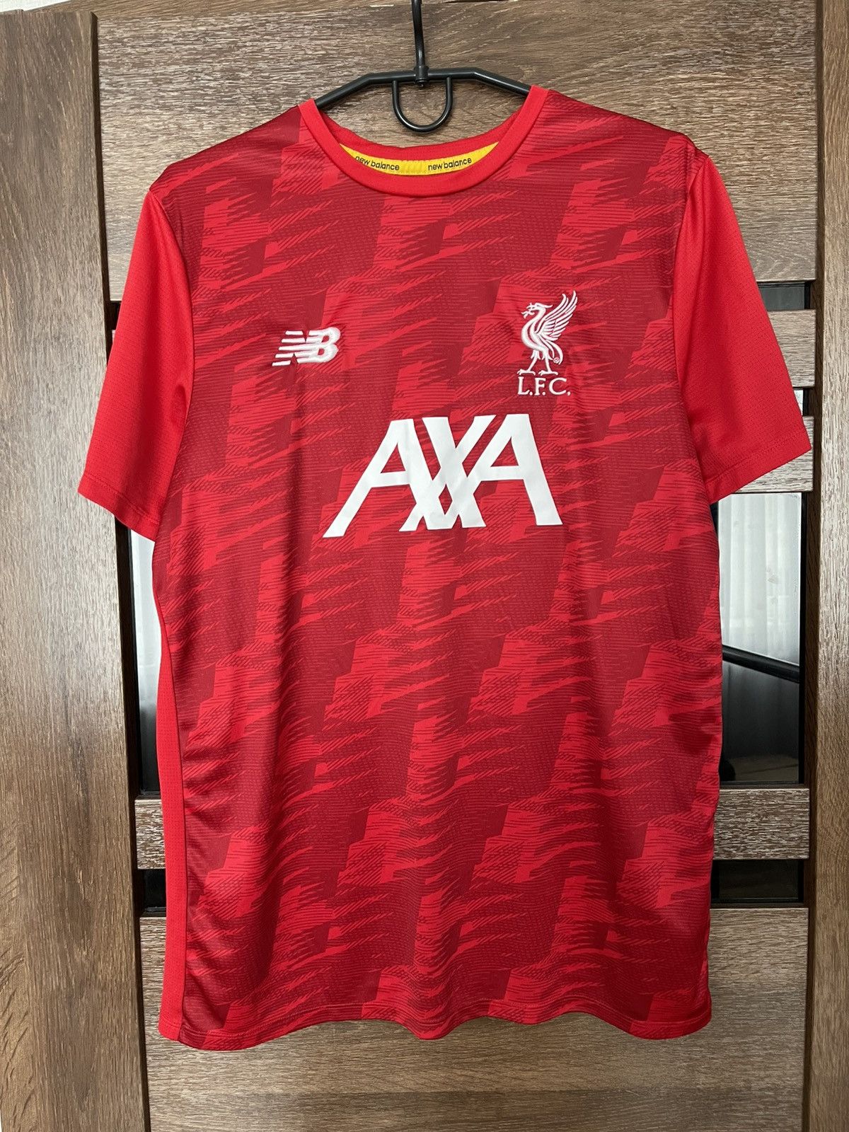 New Balance 2019/2020 Liverpool New Balance Soccer Jersey Shirt Size US L / EU 52-54 / 3 - 2 Thumbnail