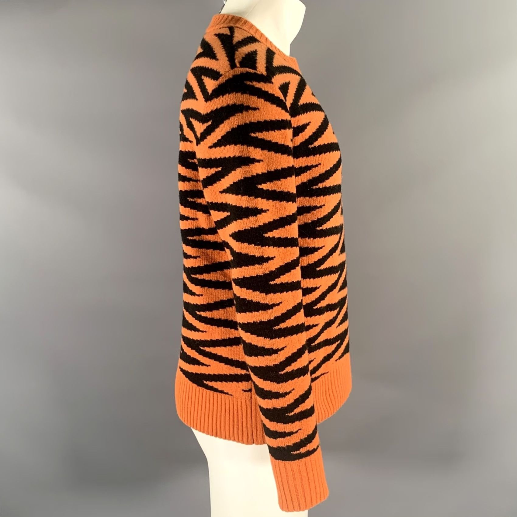 Levi's LEVI'S Size M Orange Black Zig Zag Wool Polyamide Crew-Neck Pullover Mens Pullover Zig Zag Pattern Wool / Polyamide Crew-Neck Orange Black Size US M / EU 48-50 / 2 - 3 Thumbnail